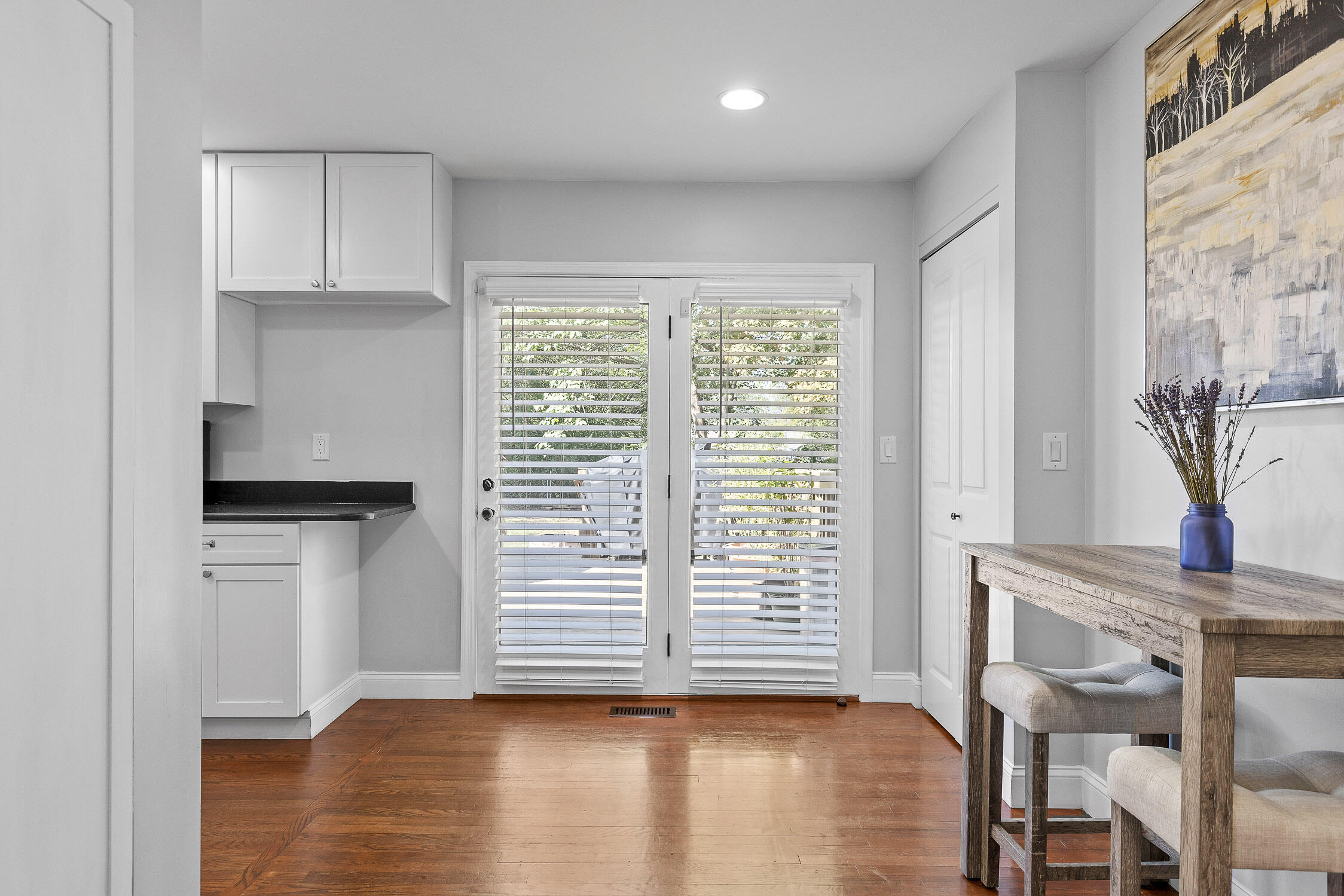 1101 N Orchard Knob Avenue