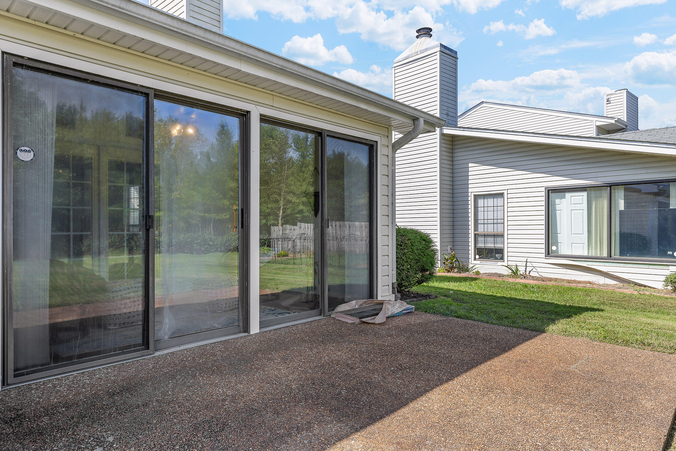 6709 Hickory Brook Road