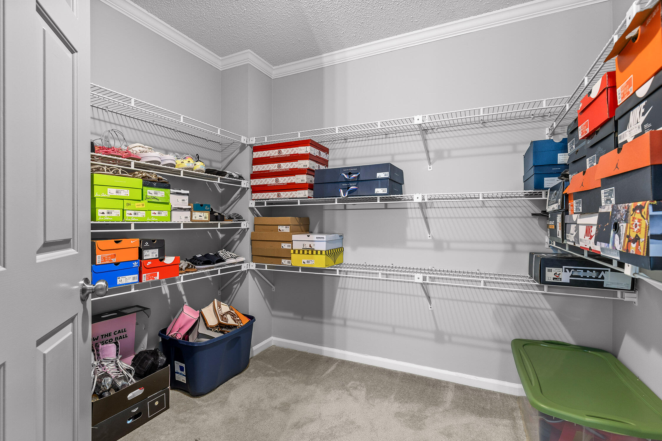 6709 Hickory Brook Road