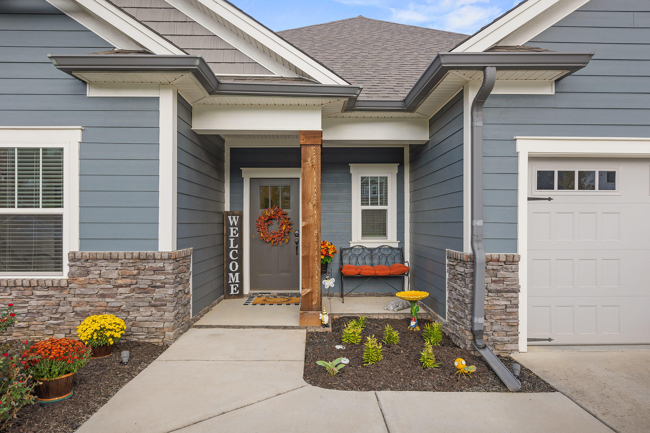 3609 Lilliflora Lane