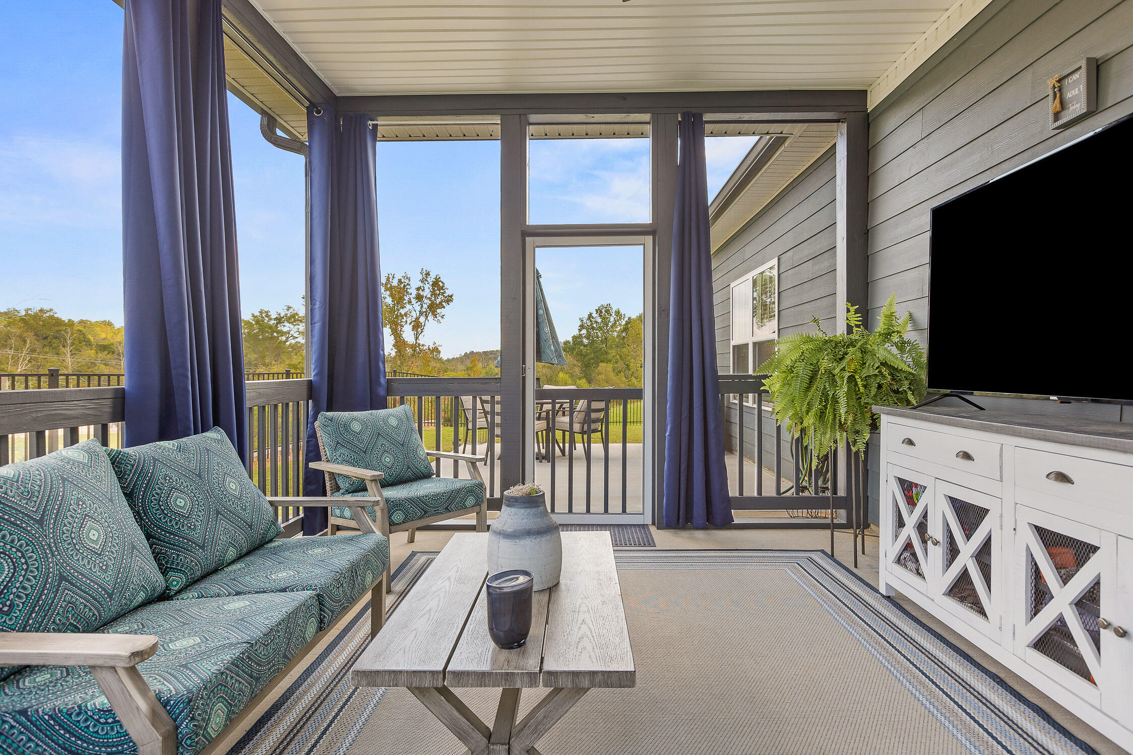 3609 Lilliflora Lane