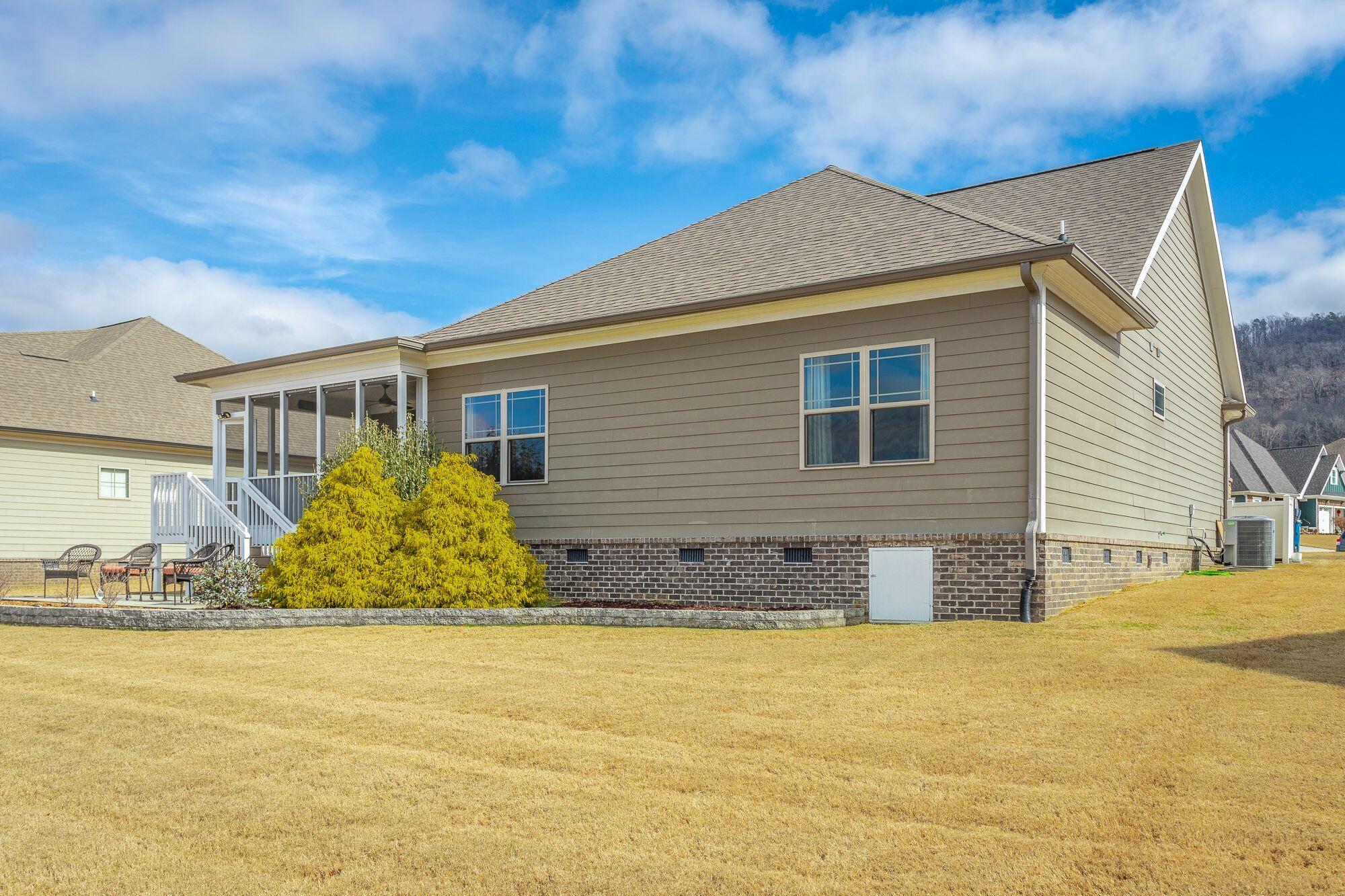 8316 Deer Run Circle