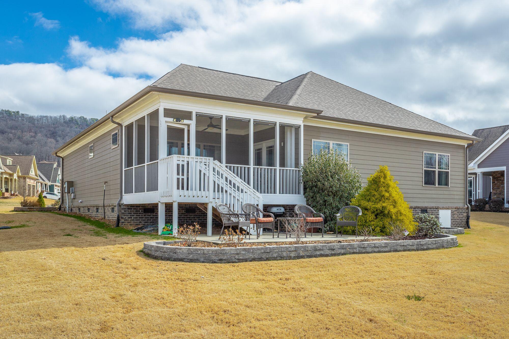 8316 Deer Run Circle