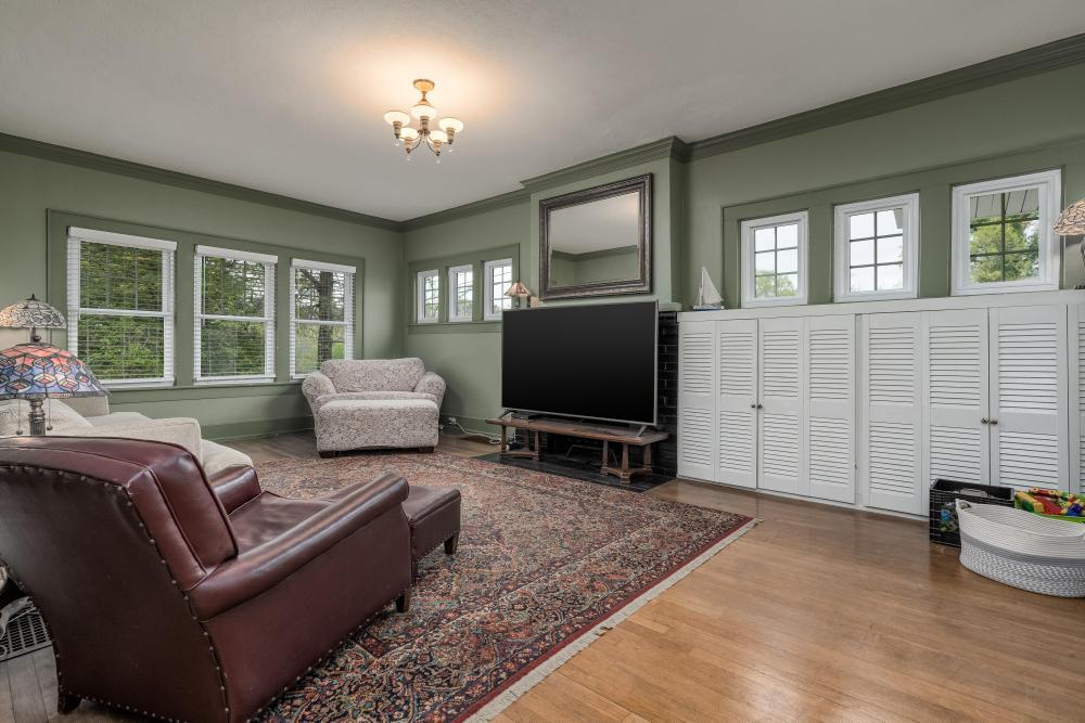 3308 Alta Vista Drive