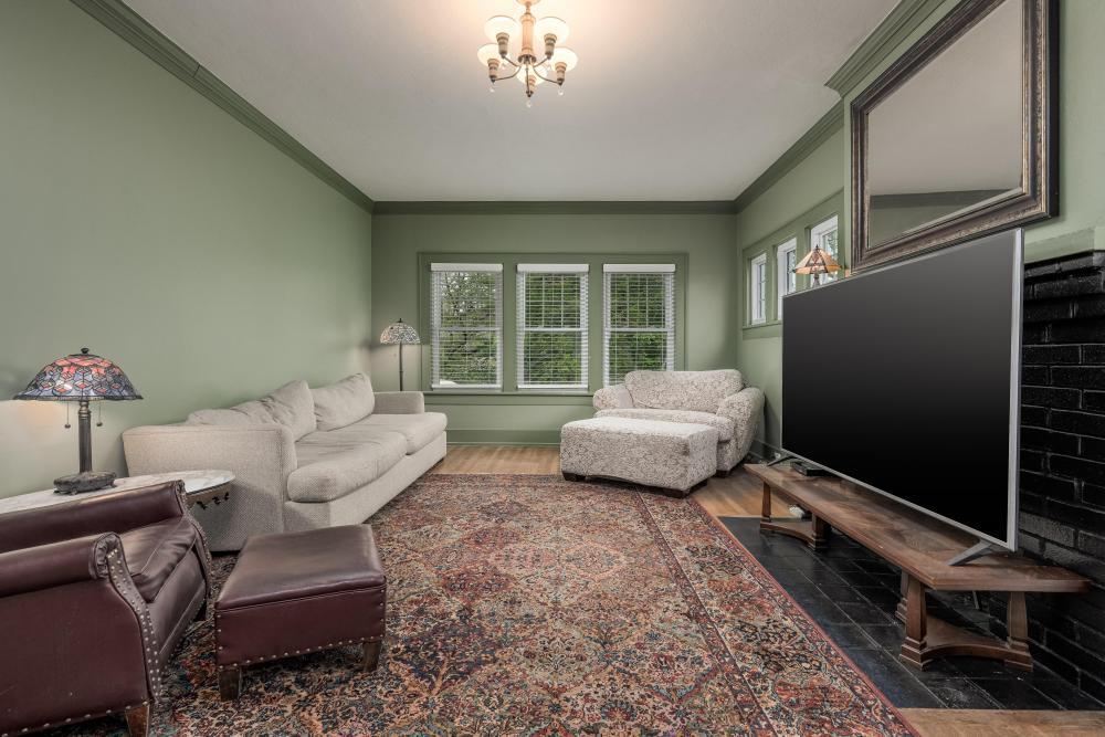 3308 Alta Vista Drive