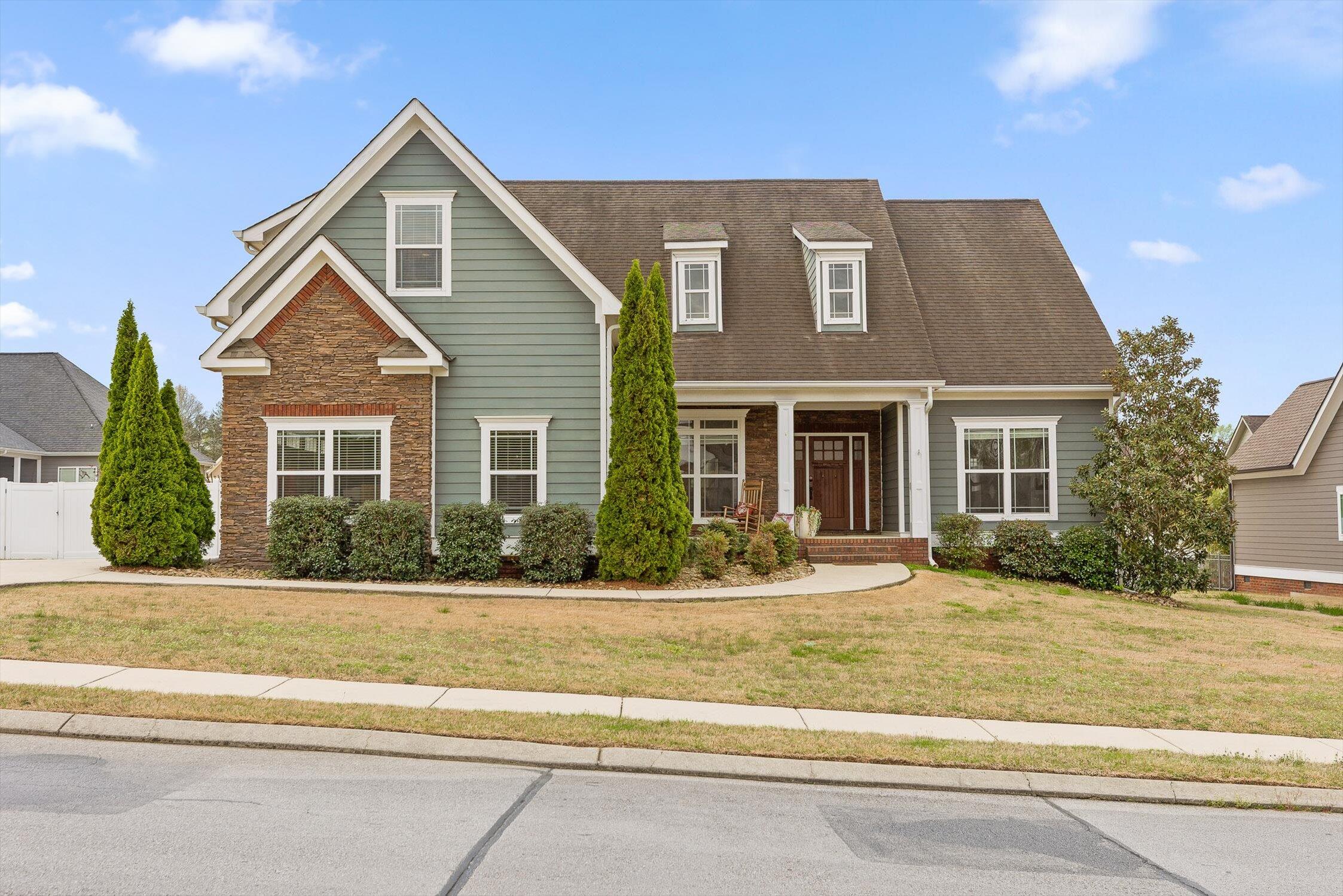 8898 Seven Lakes Drive