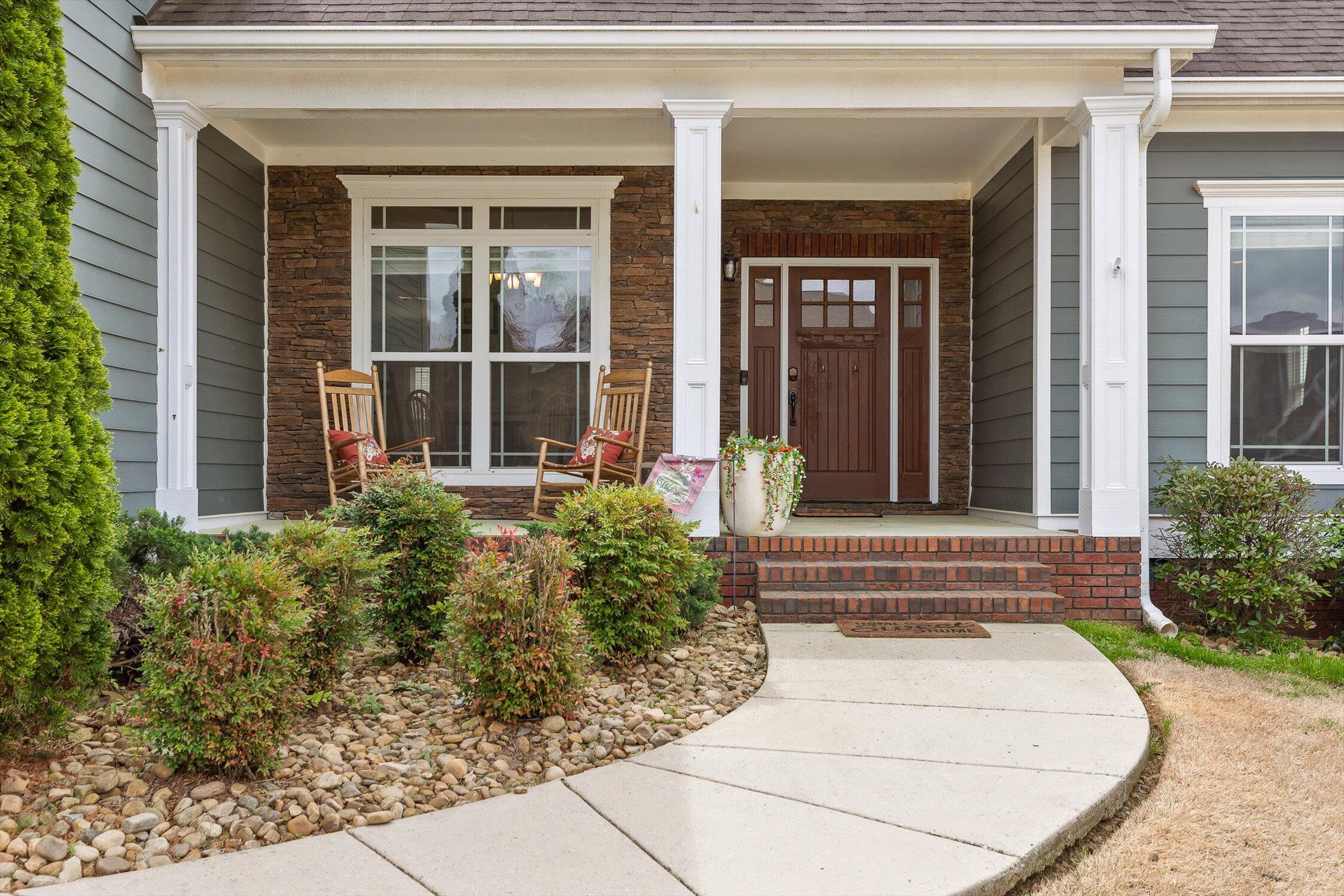 8898 Seven Lakes Drive