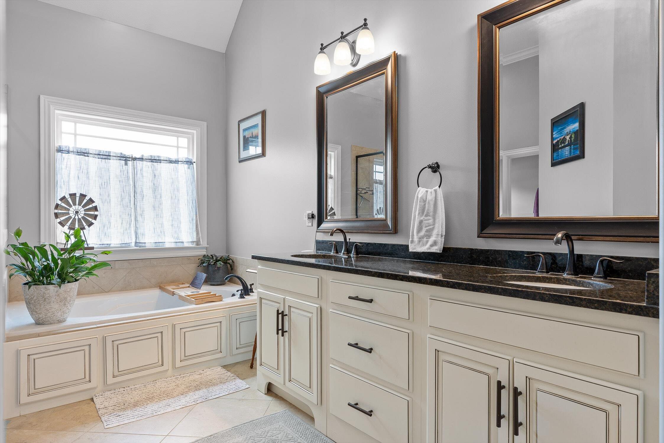 8898 Seven Lakes Drive