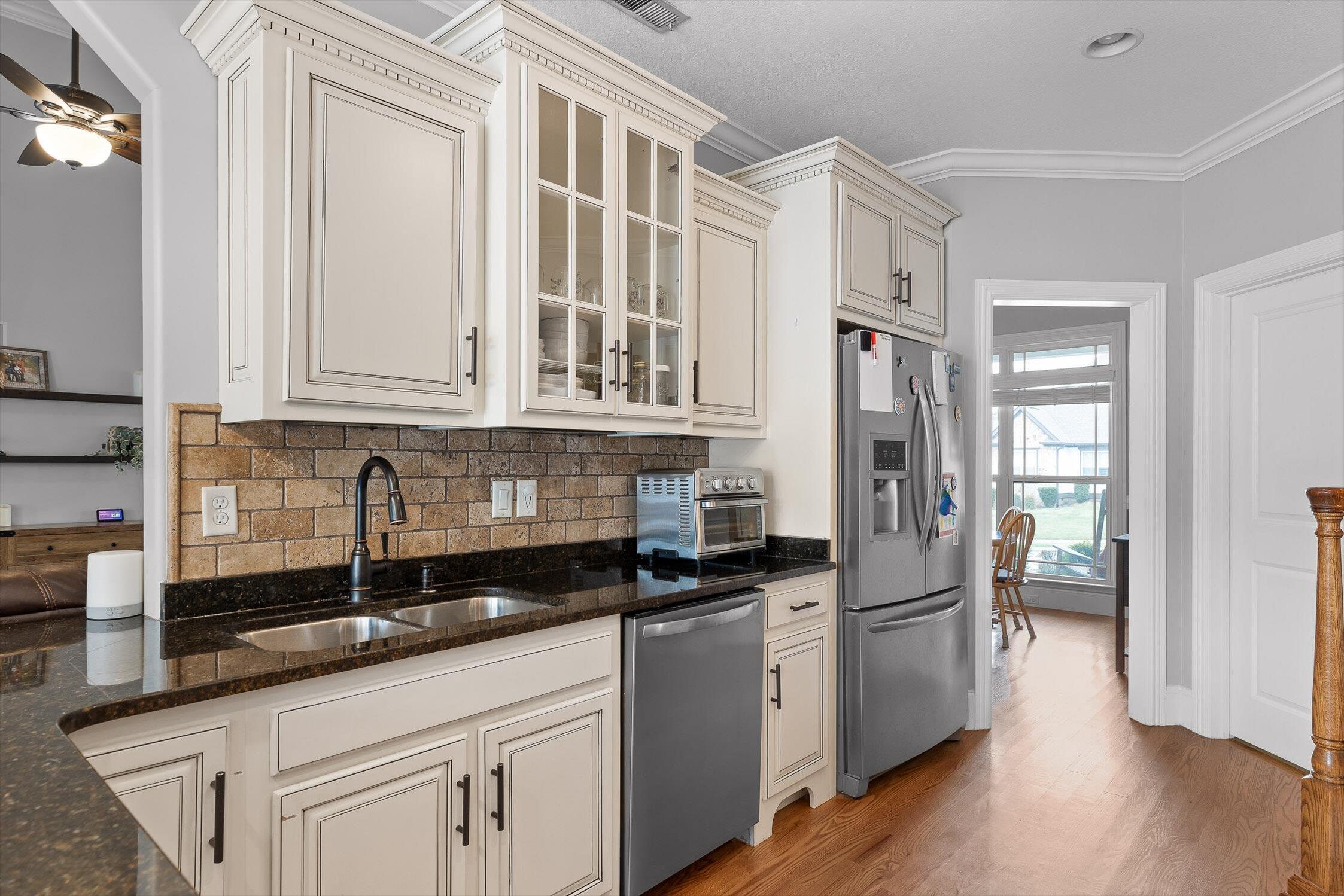 8898 Seven Lakes Drive