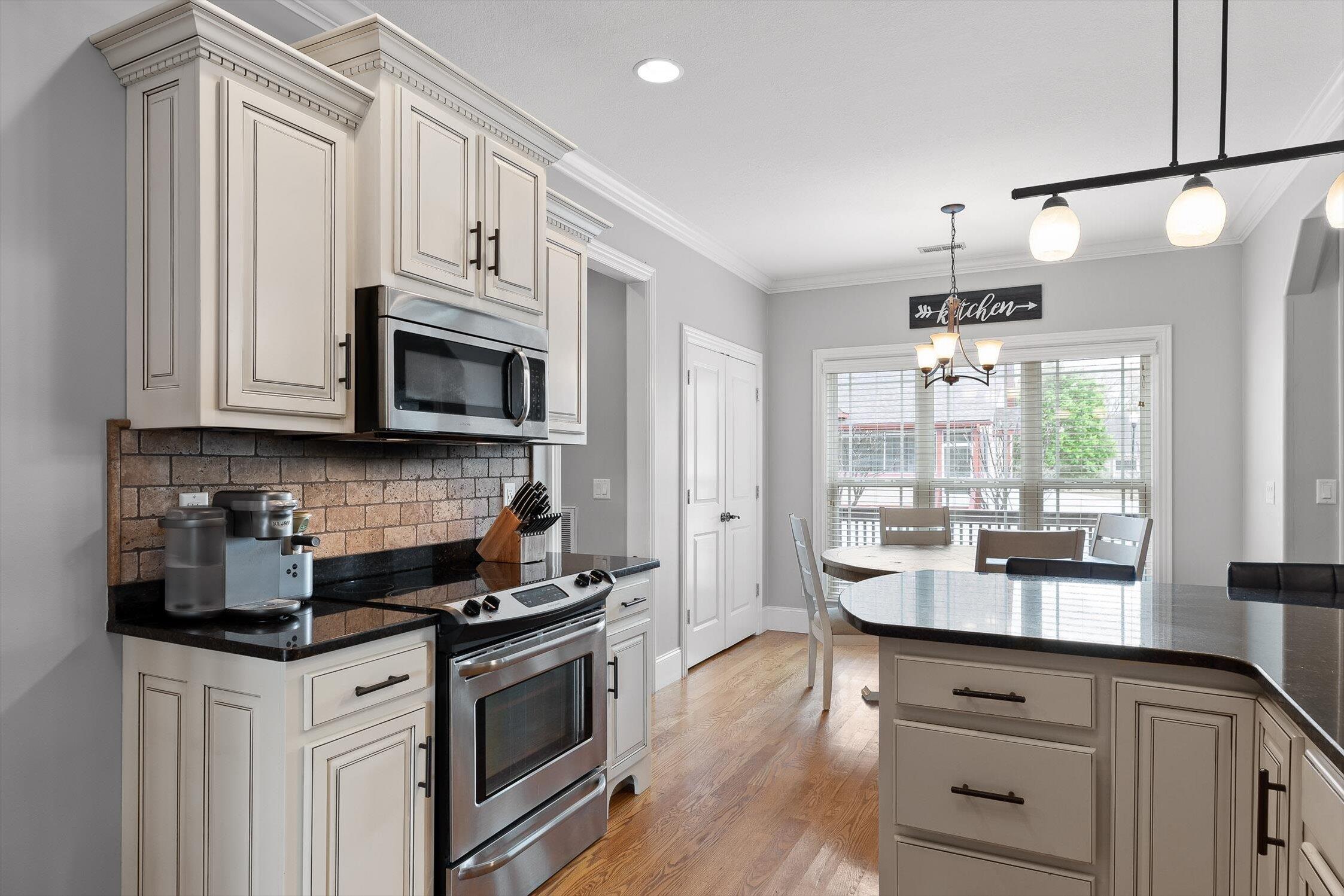 8898 Seven Lakes Drive