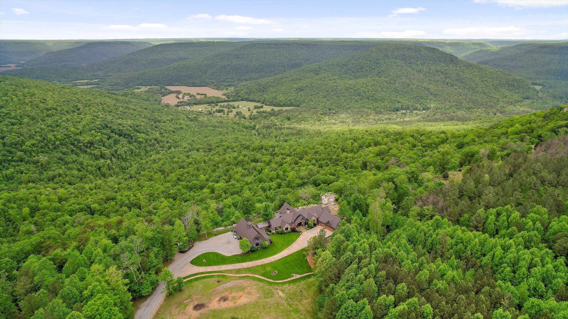 6835 Jasper Highlands Boulevard