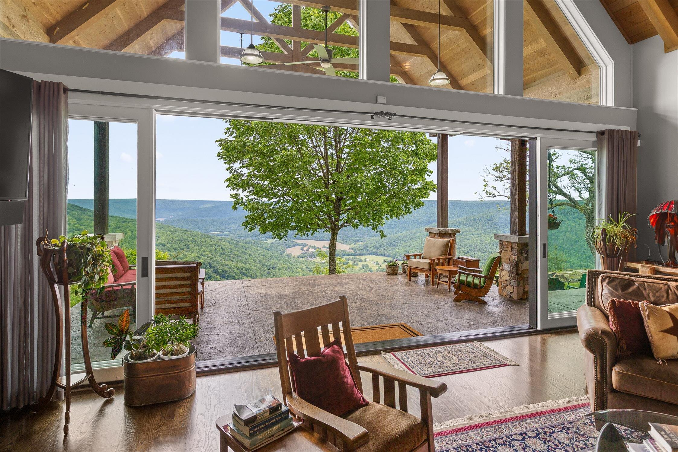 6835 Jasper Highlands Boulevard