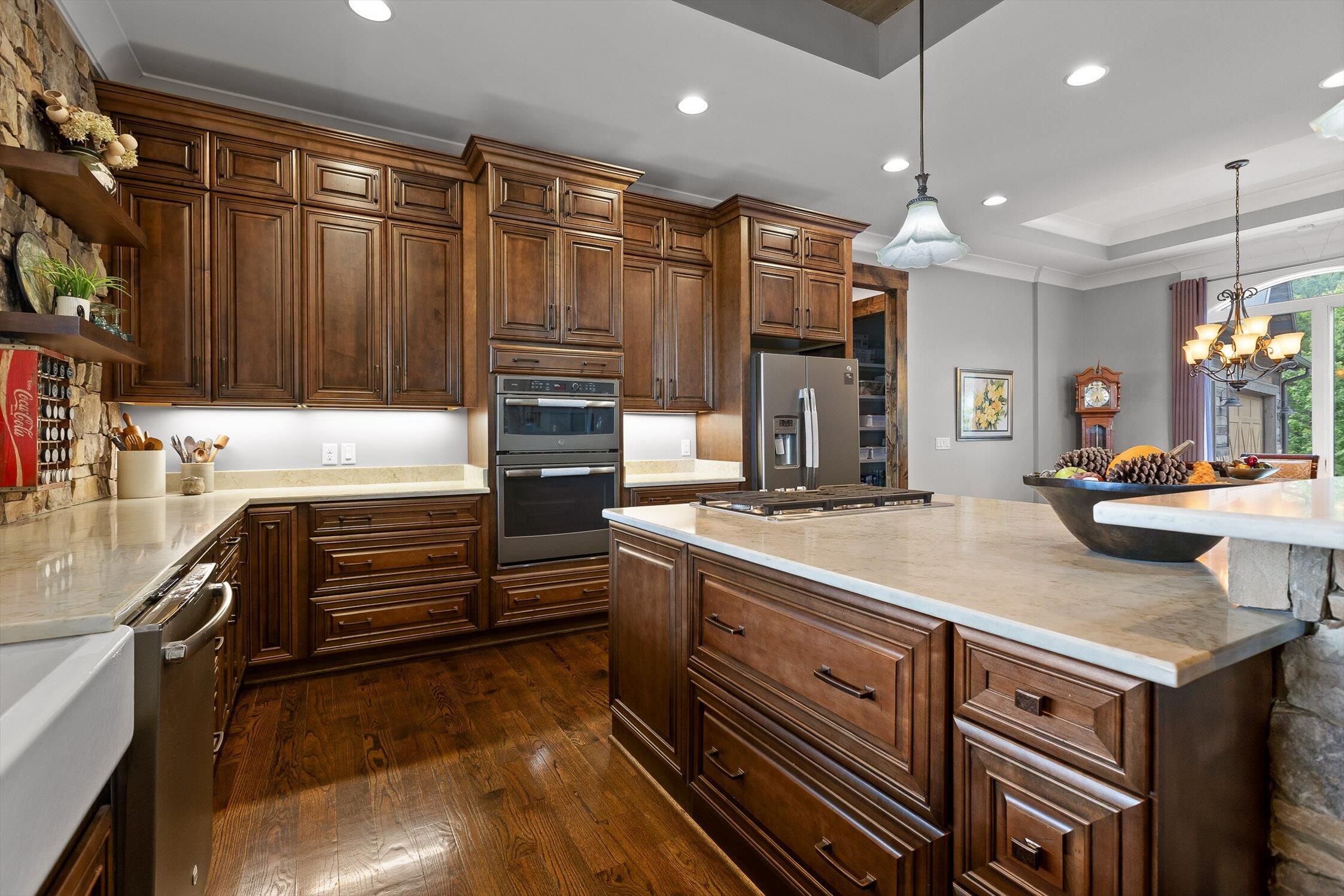 6835 Jasper Highlands Boulevard