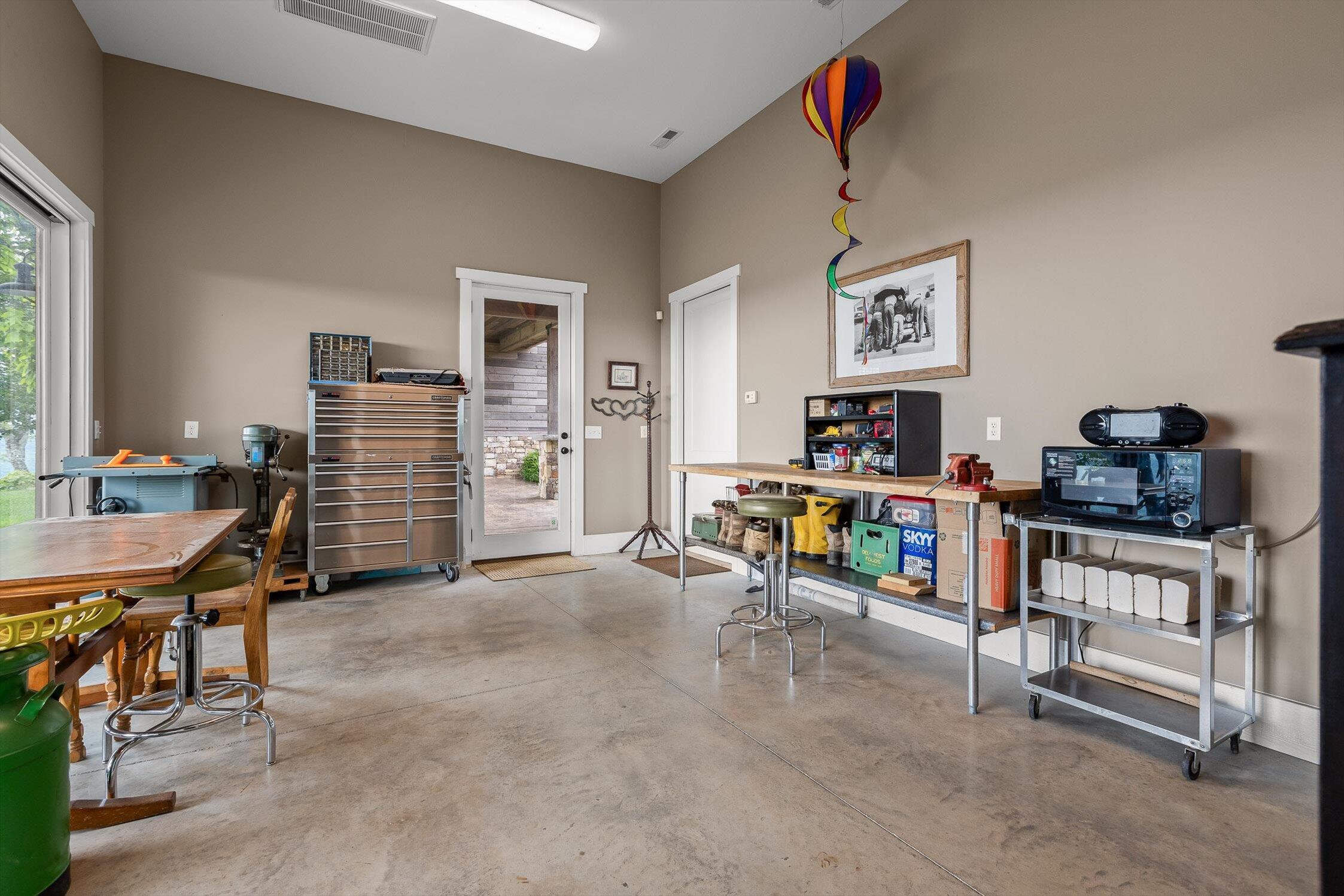 6835 Jasper Highlands Boulevard