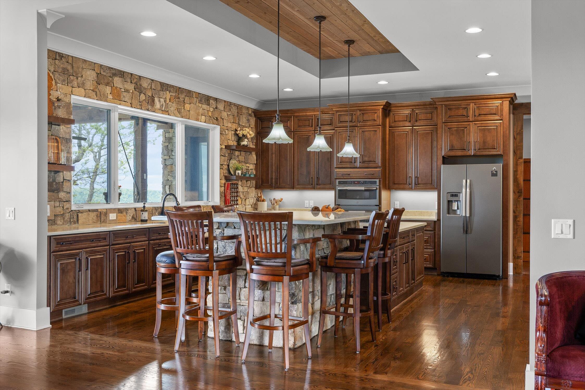 6835 Jasper Highlands Boulevard