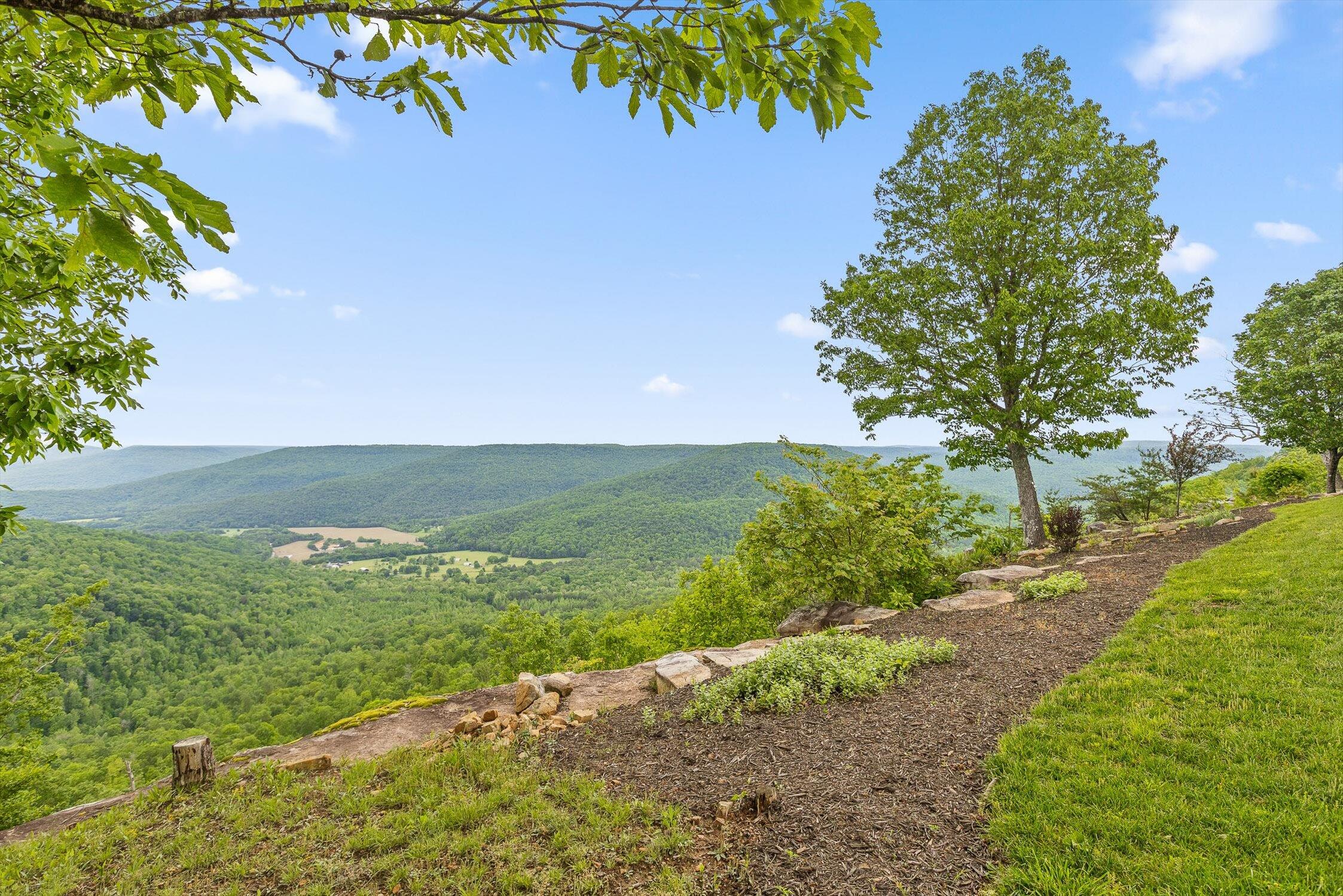 6835 Jasper Highlands Boulevard