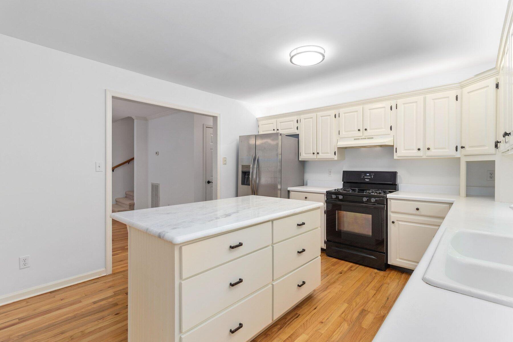 1623 Devlan Forest Lane