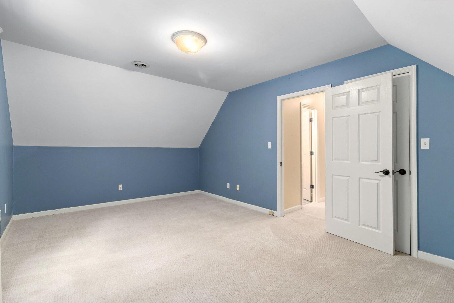 1623 Devlan Forest Lane