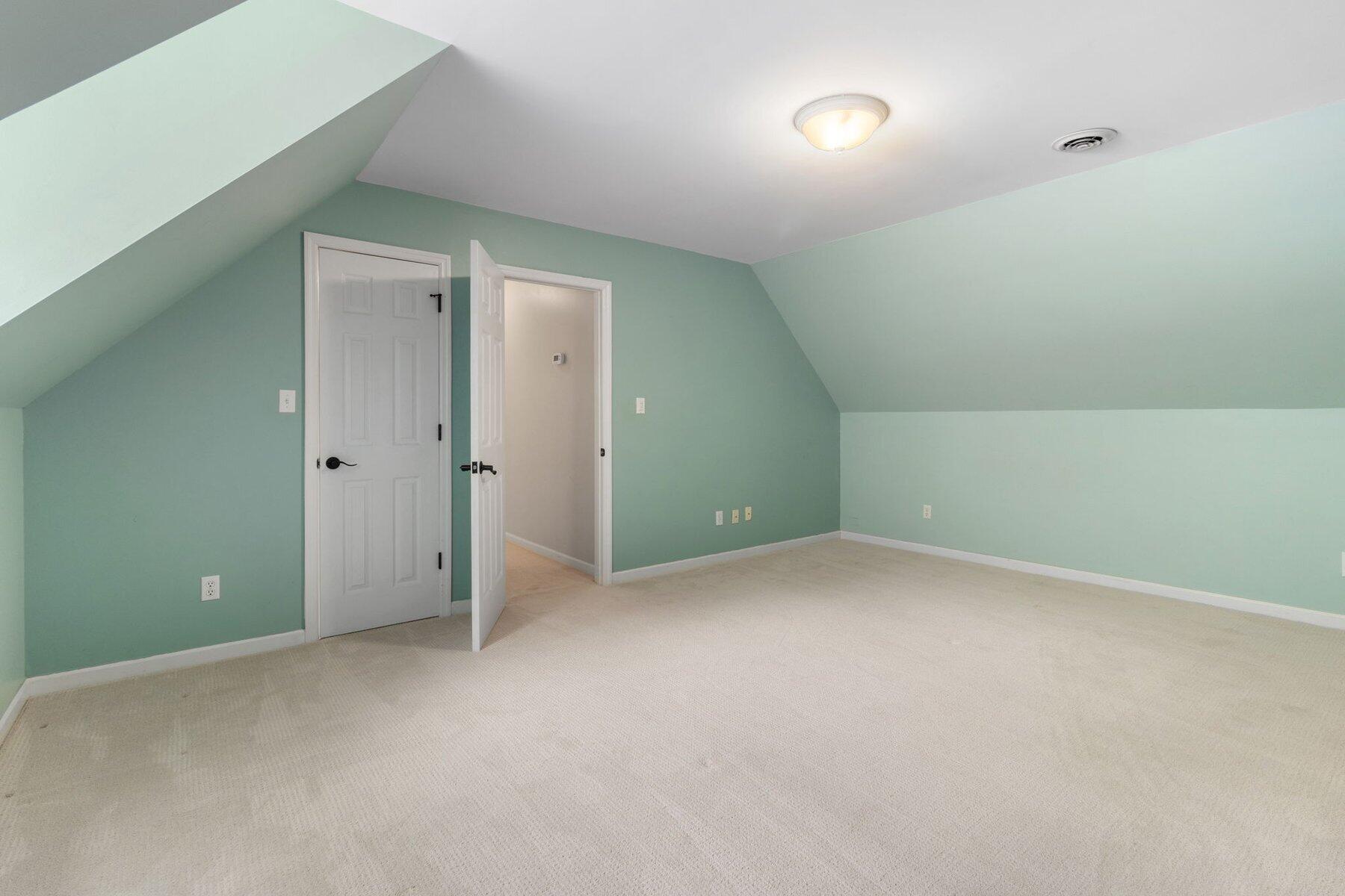 1623 Devlan Forest Lane