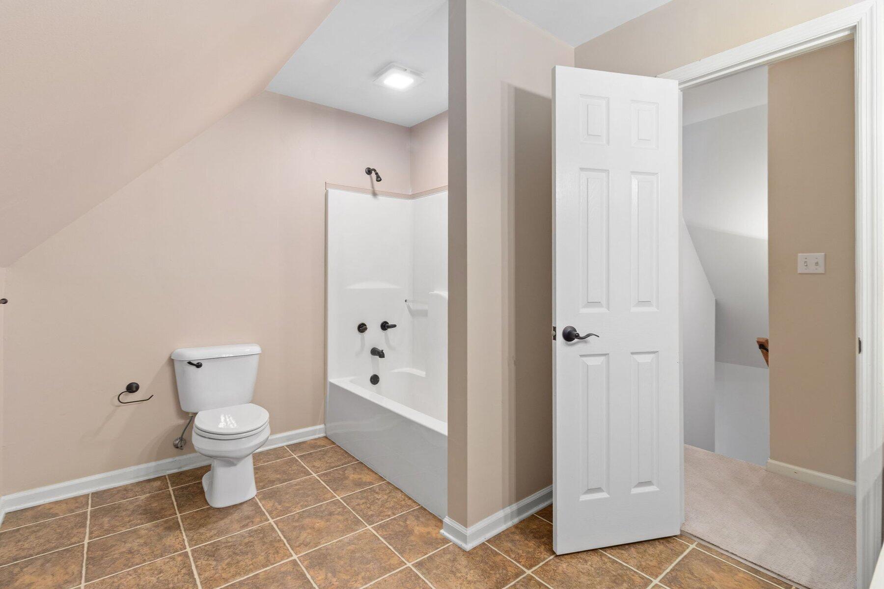 1623 Devlan Forest Lane