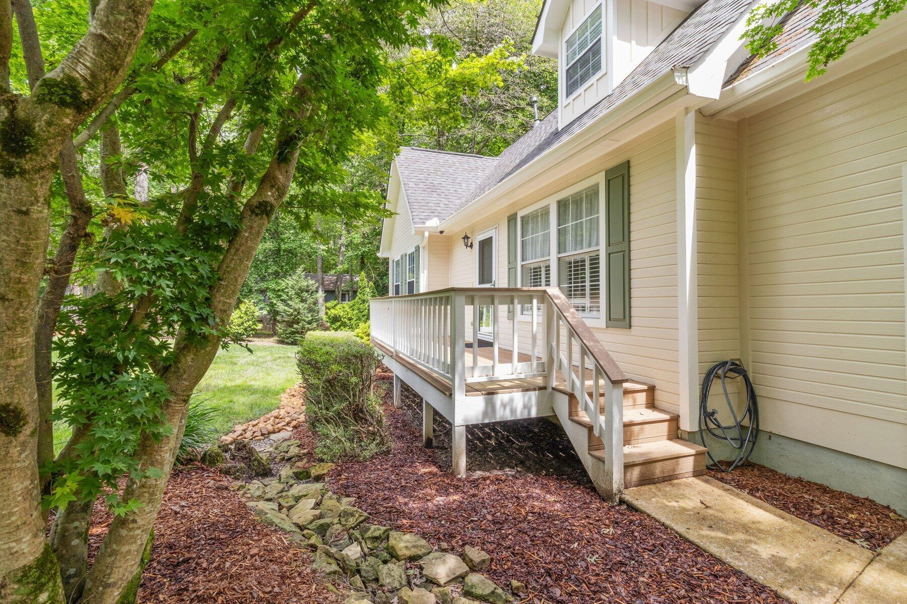 1623 Devlan Forest Lane