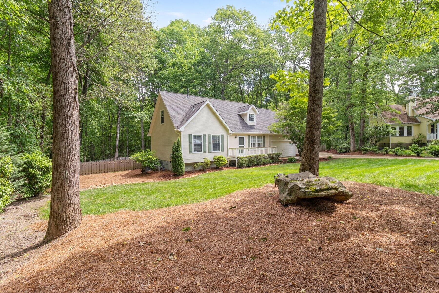 1623 Devlan Forest Lane