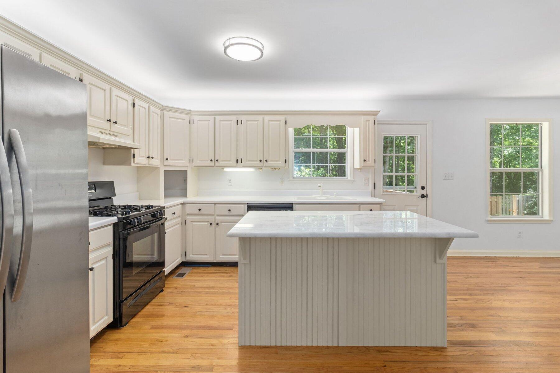 1623 Devlan Forest Lane