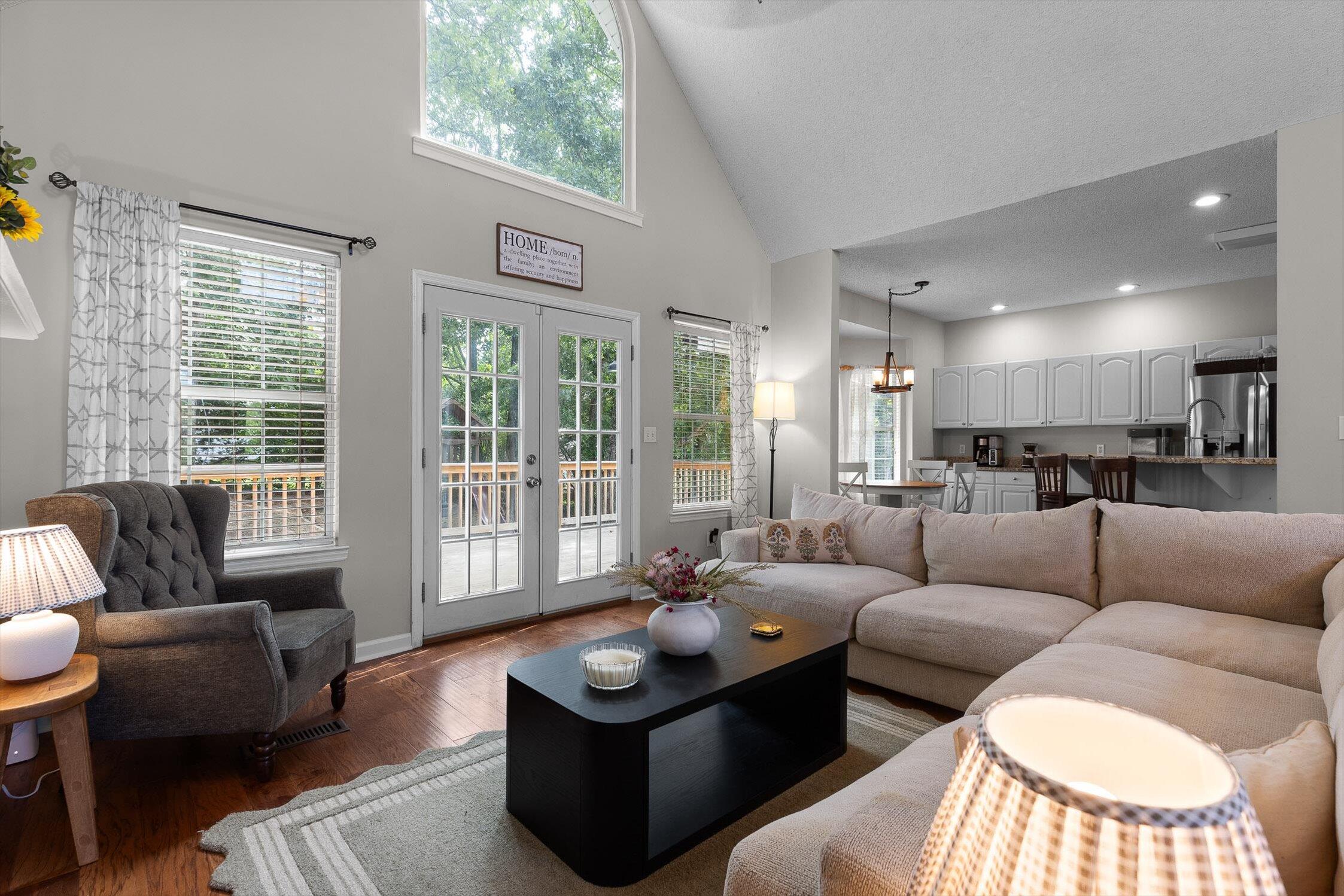 6443 Olde Ferry Landing