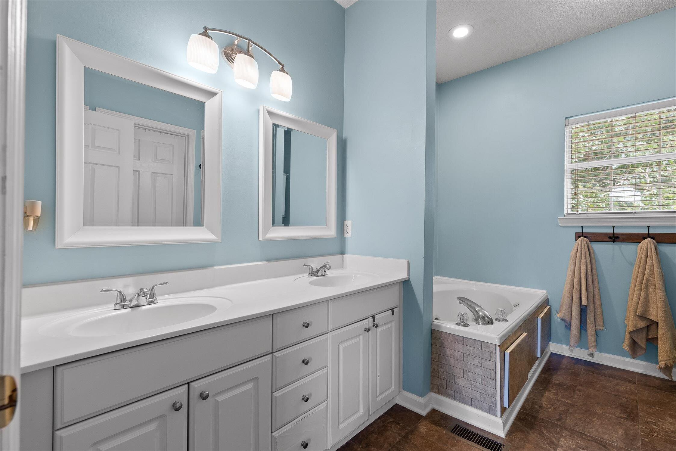 6443 Olde Ferry Landing