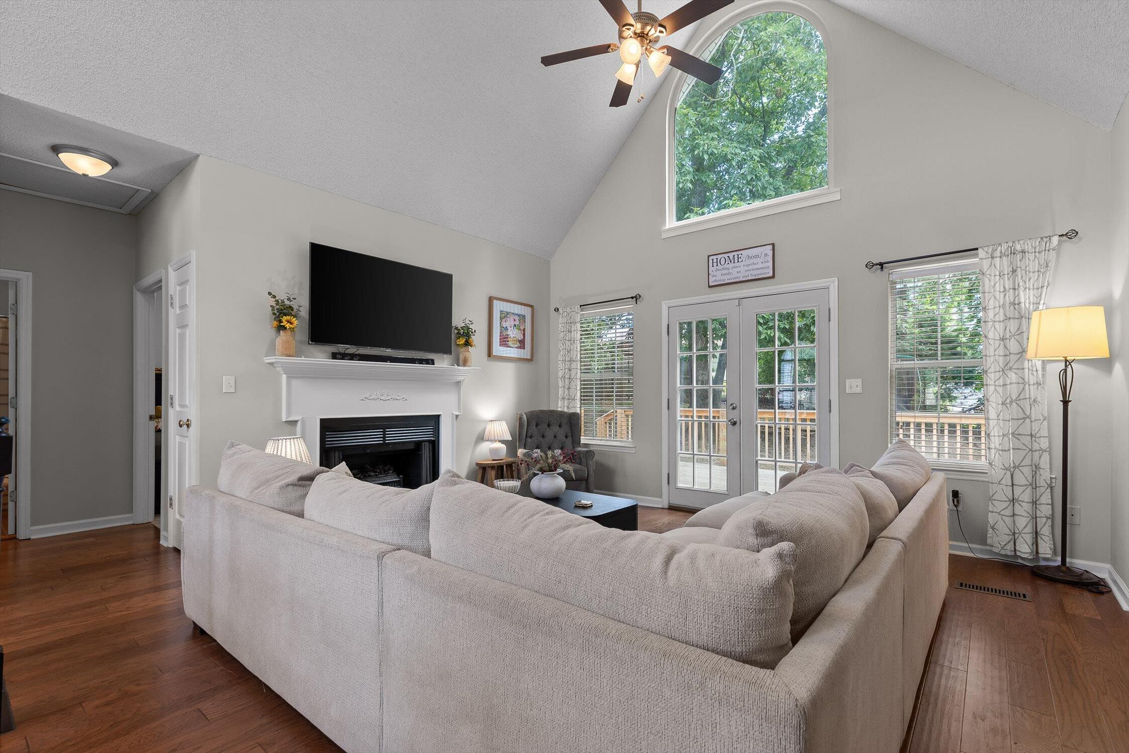 6443 Olde Ferry Landing