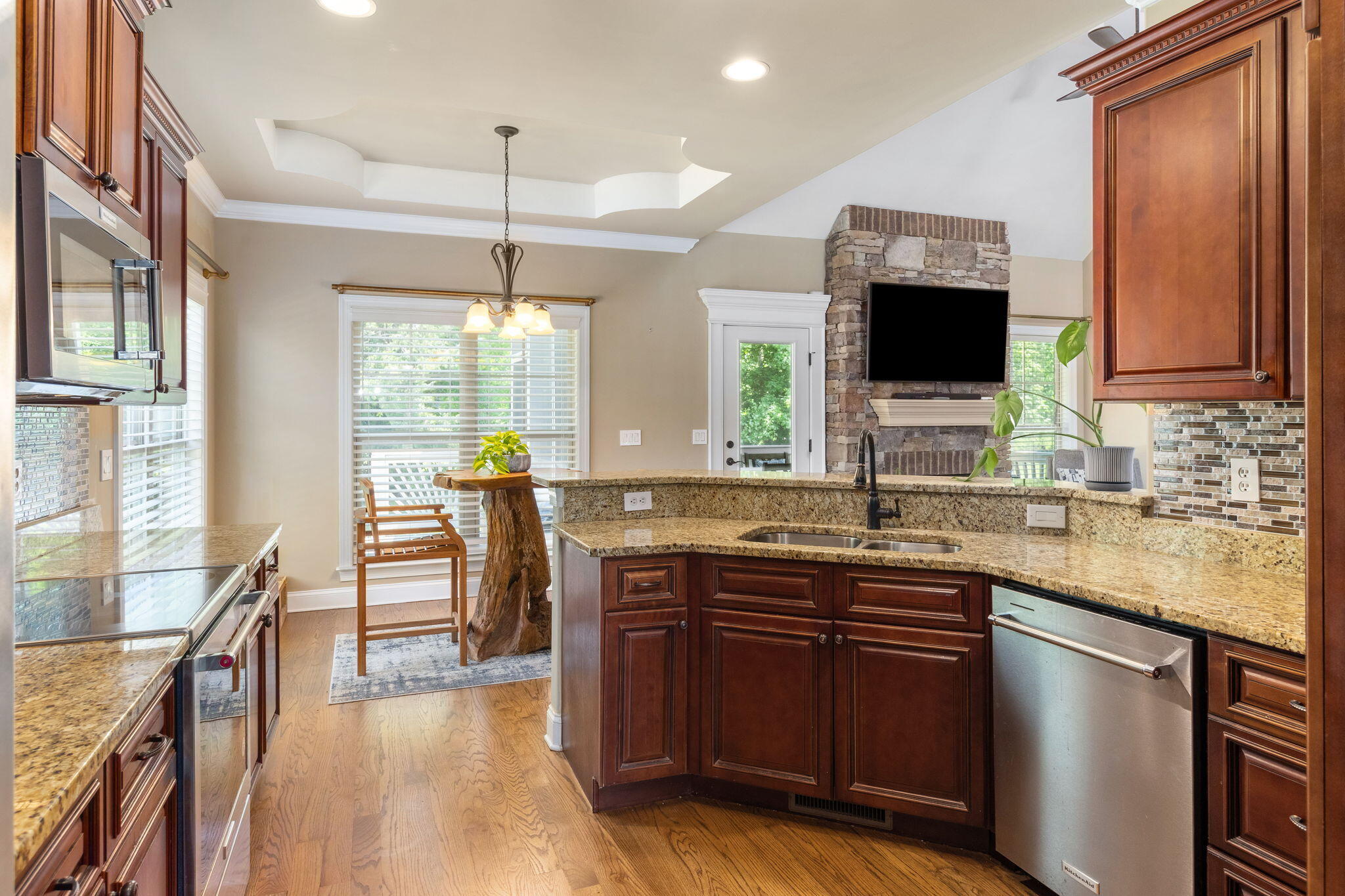 8209 Robertsview Drive