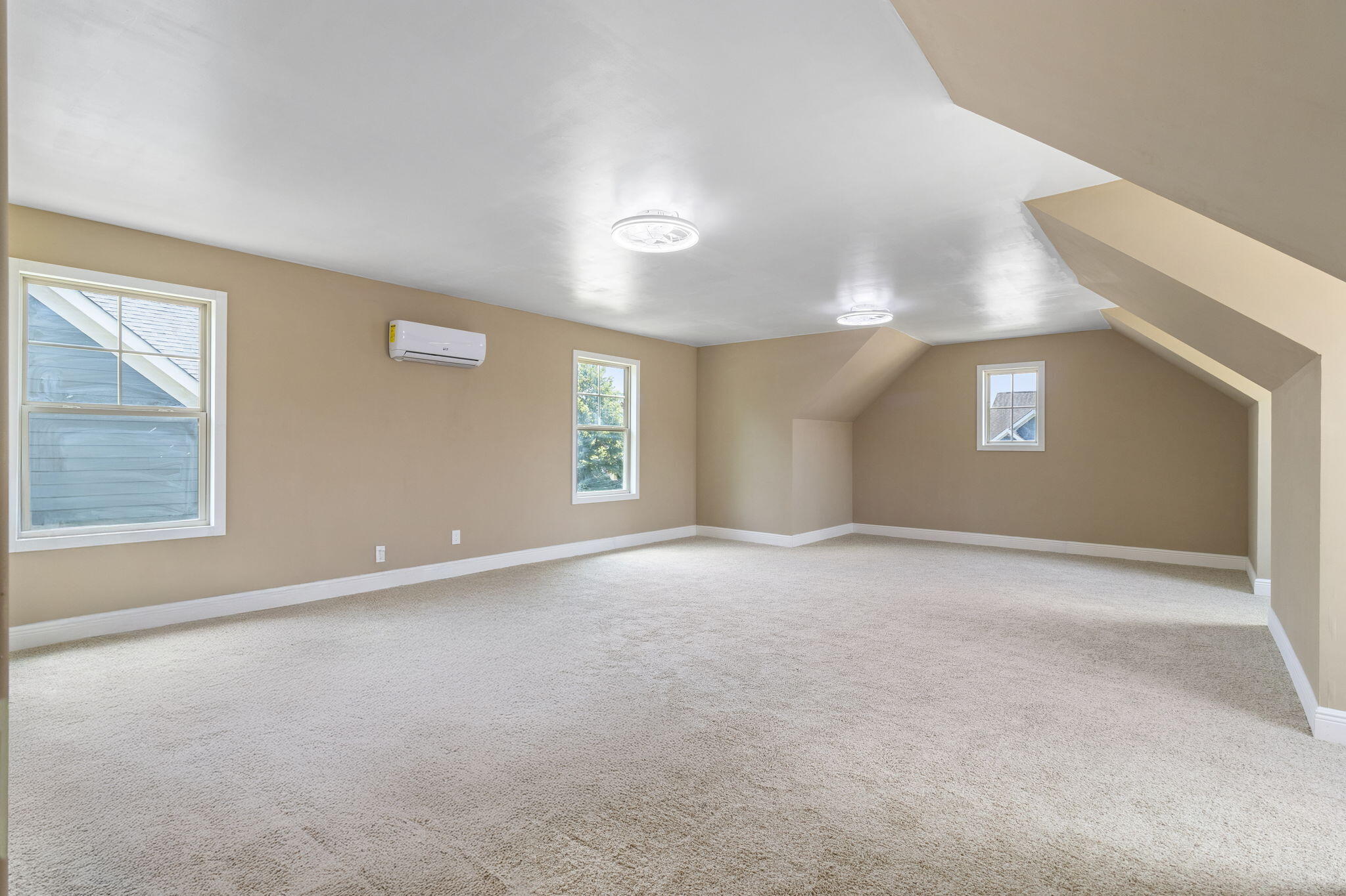 8209 Robertsview Drive