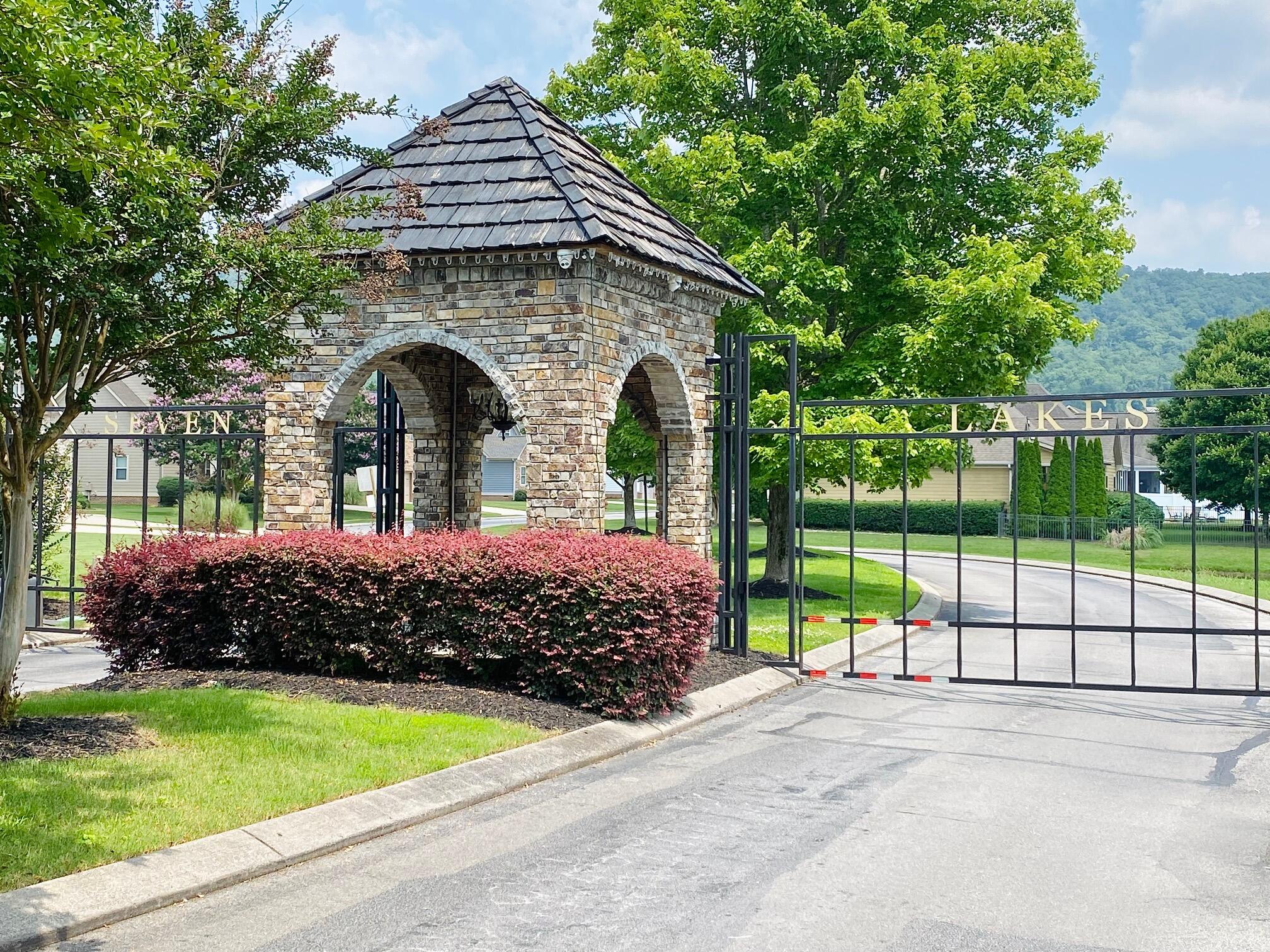 8209 Robertsview Drive