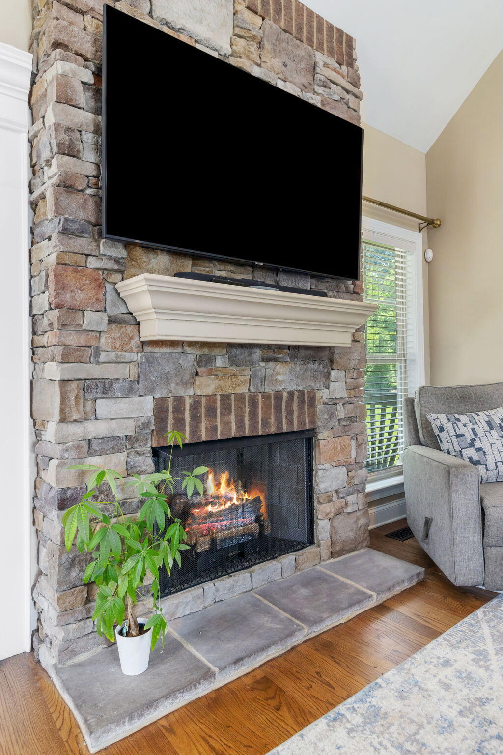 8209 Robertsview Drive