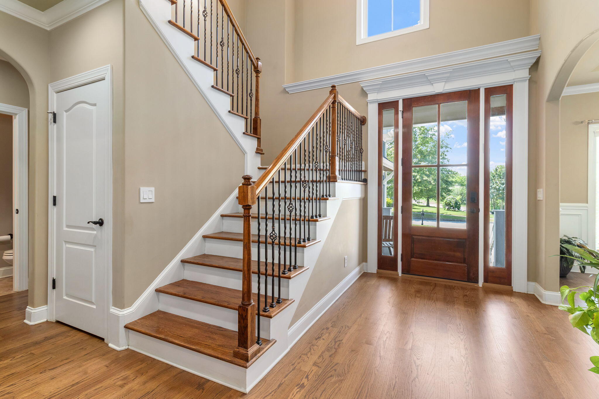 8209 Robertsview Drive