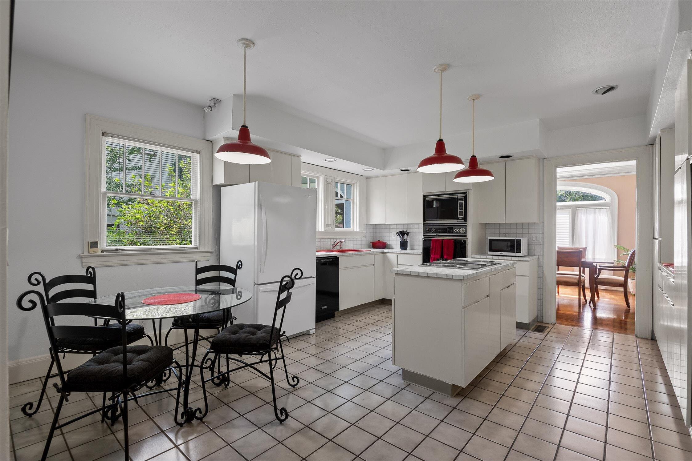 111 Belvoir Avenue