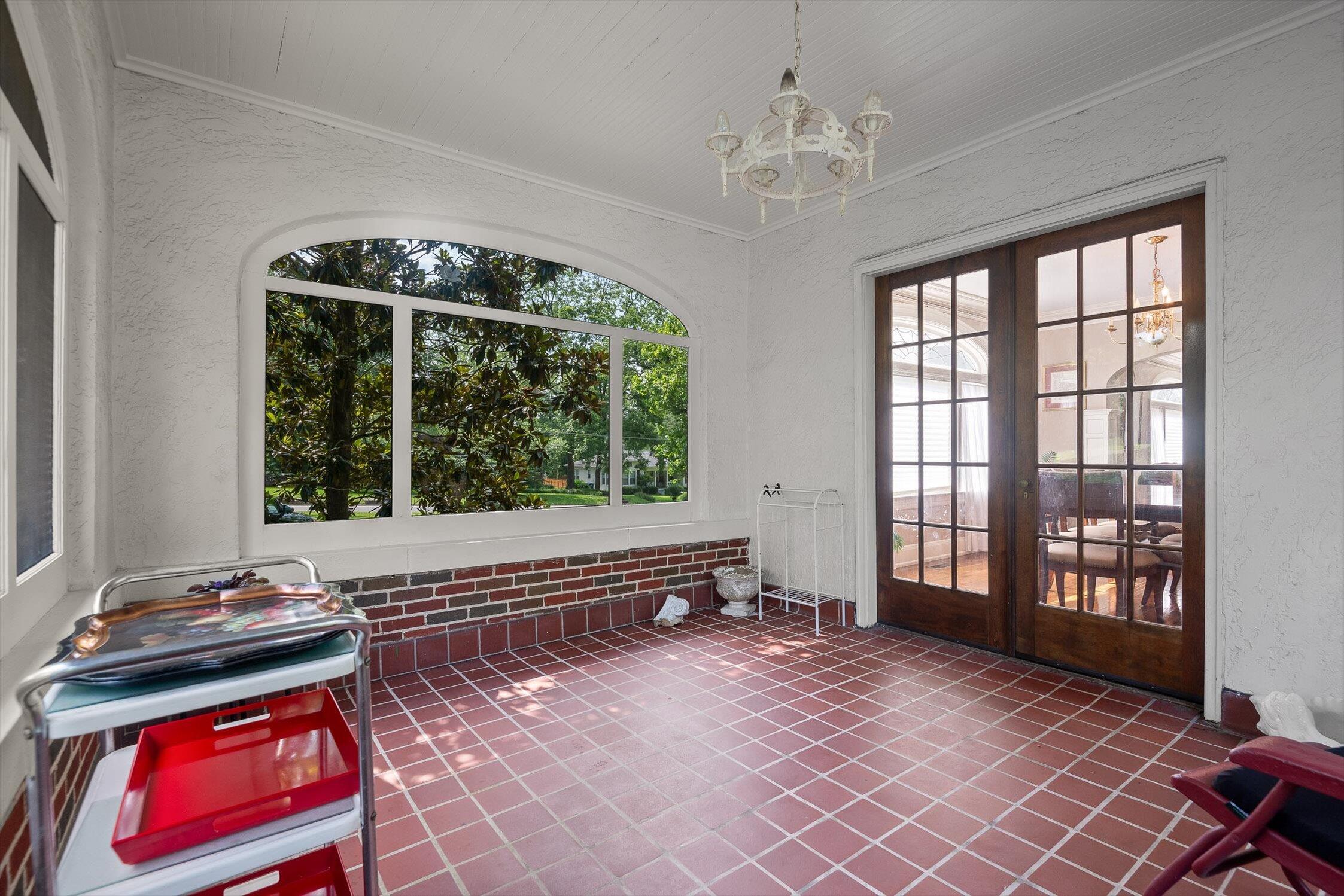 111 Belvoir Avenue