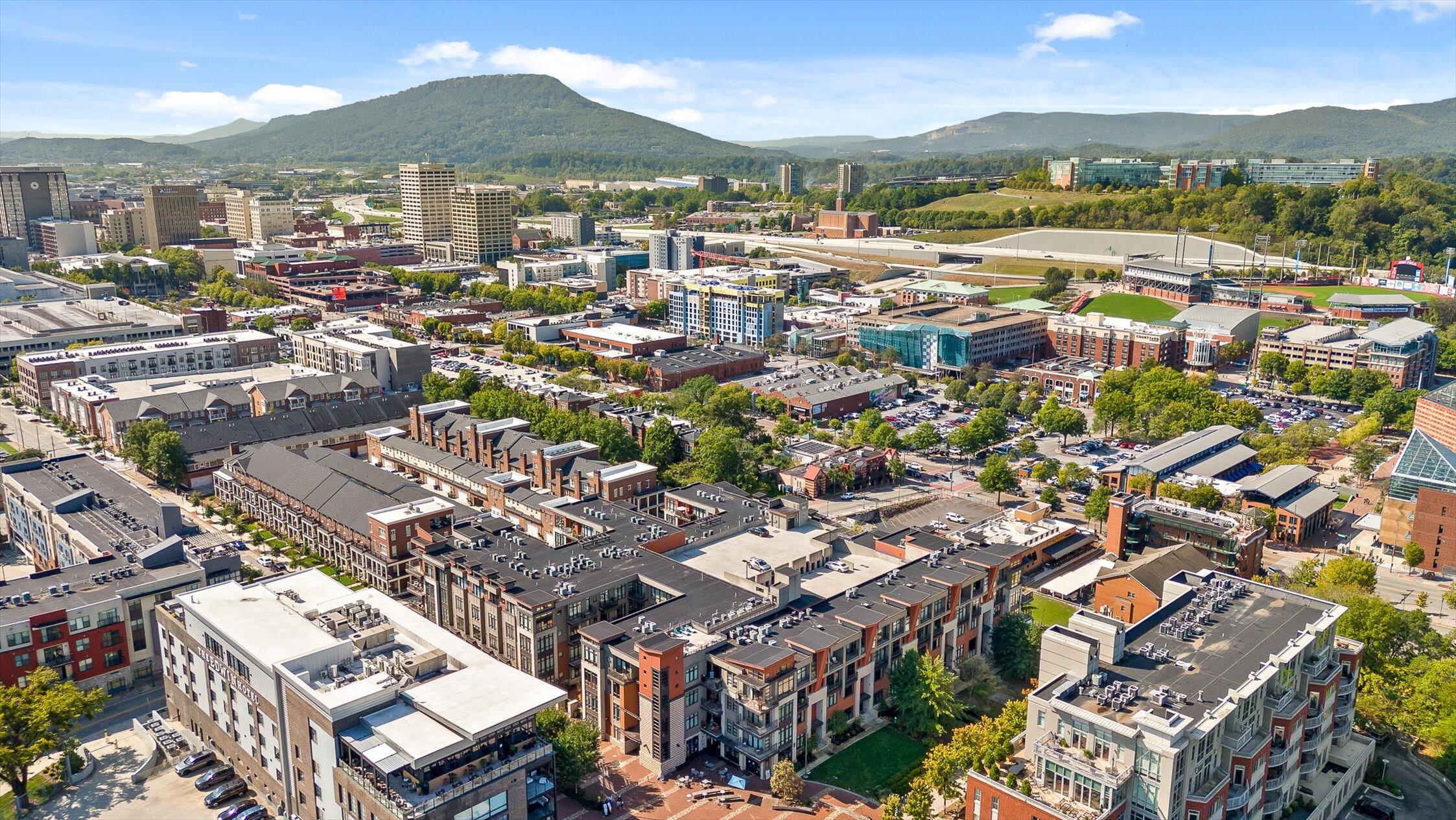 129 Walnut Street, Unit 20