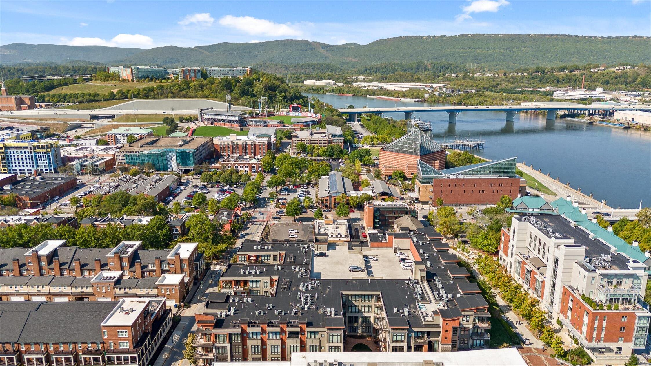 129 Walnut Street, Unit 20