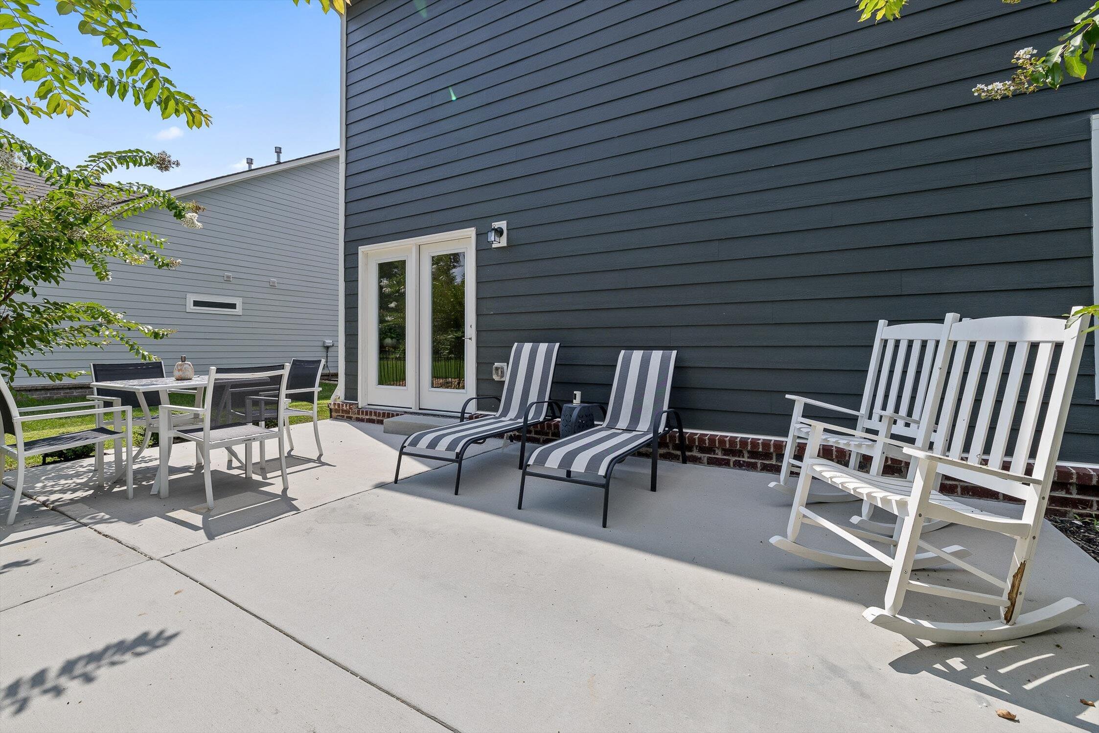 1494 Buttonwood Loop