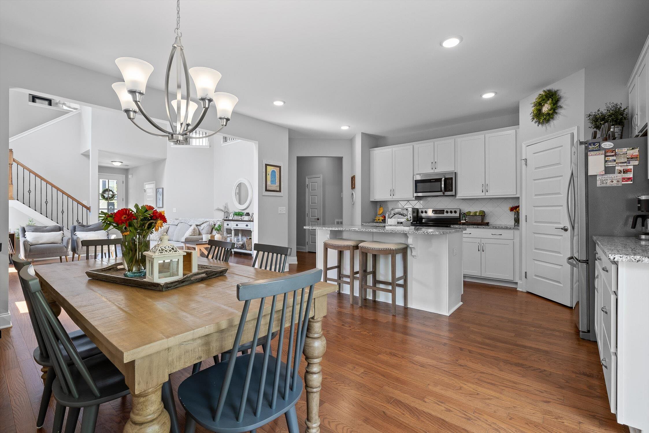 1494 Buttonwood Loop