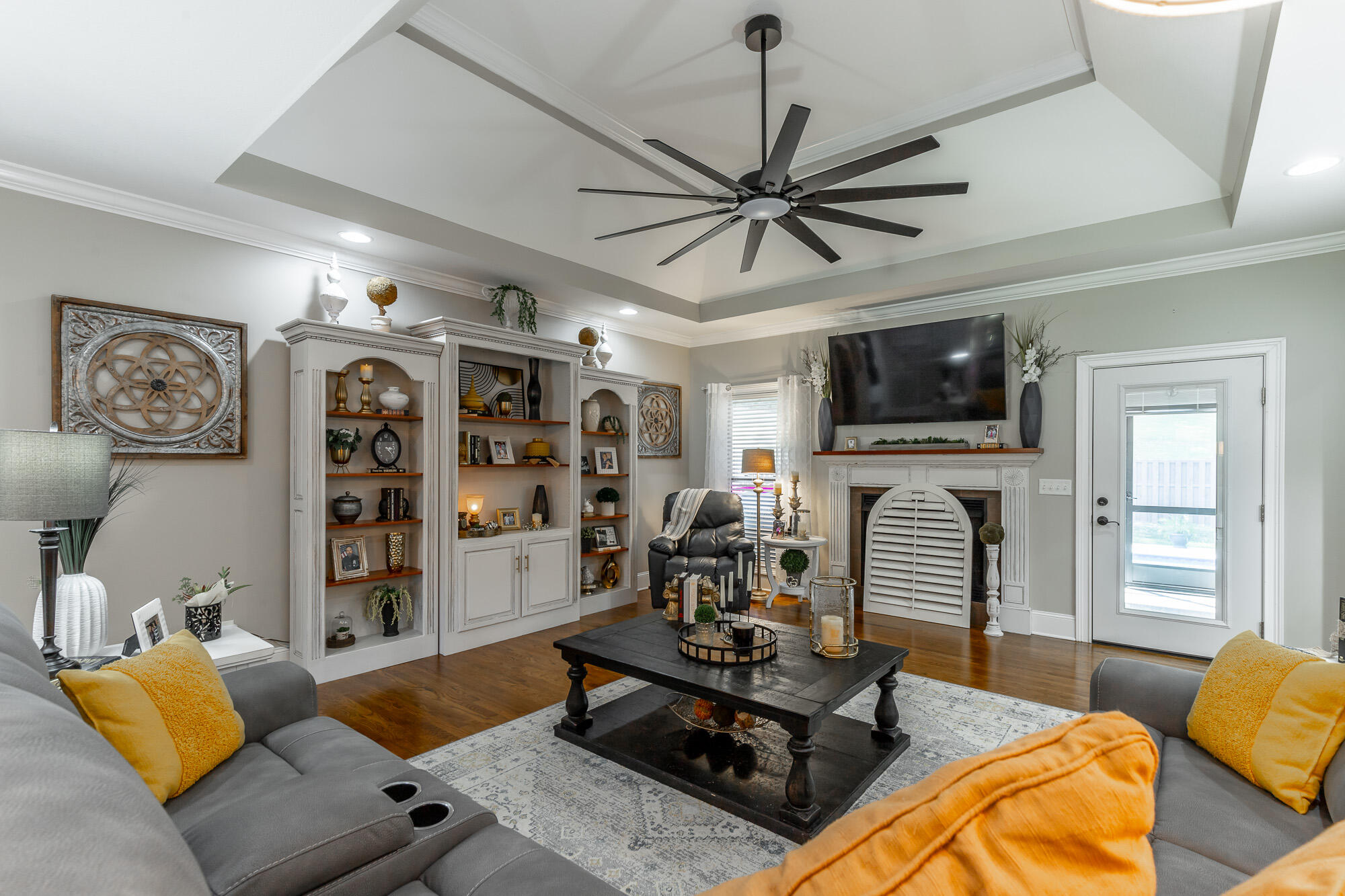 5094 Long Hollow Road