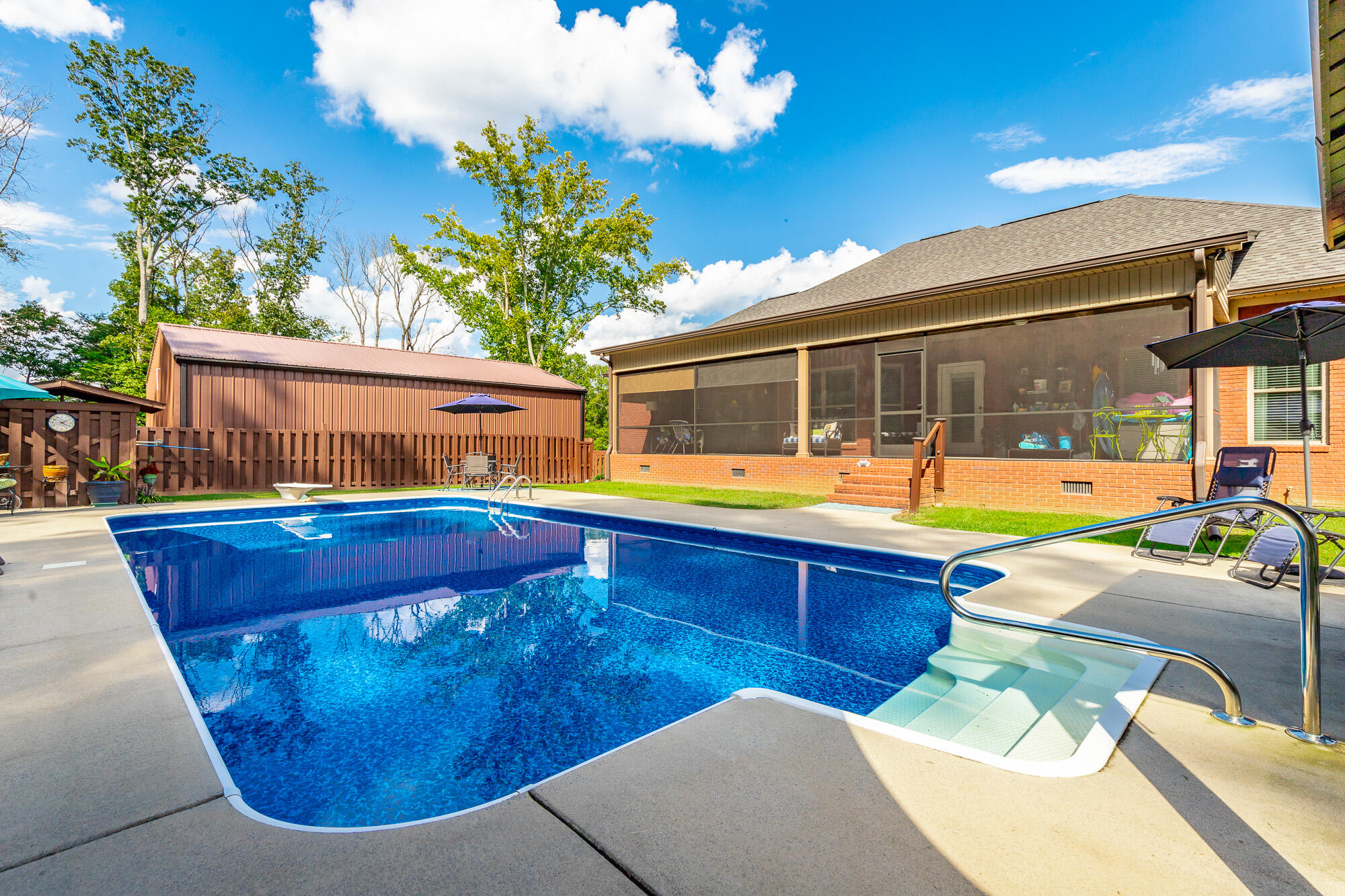 5094 Long Hollow Road