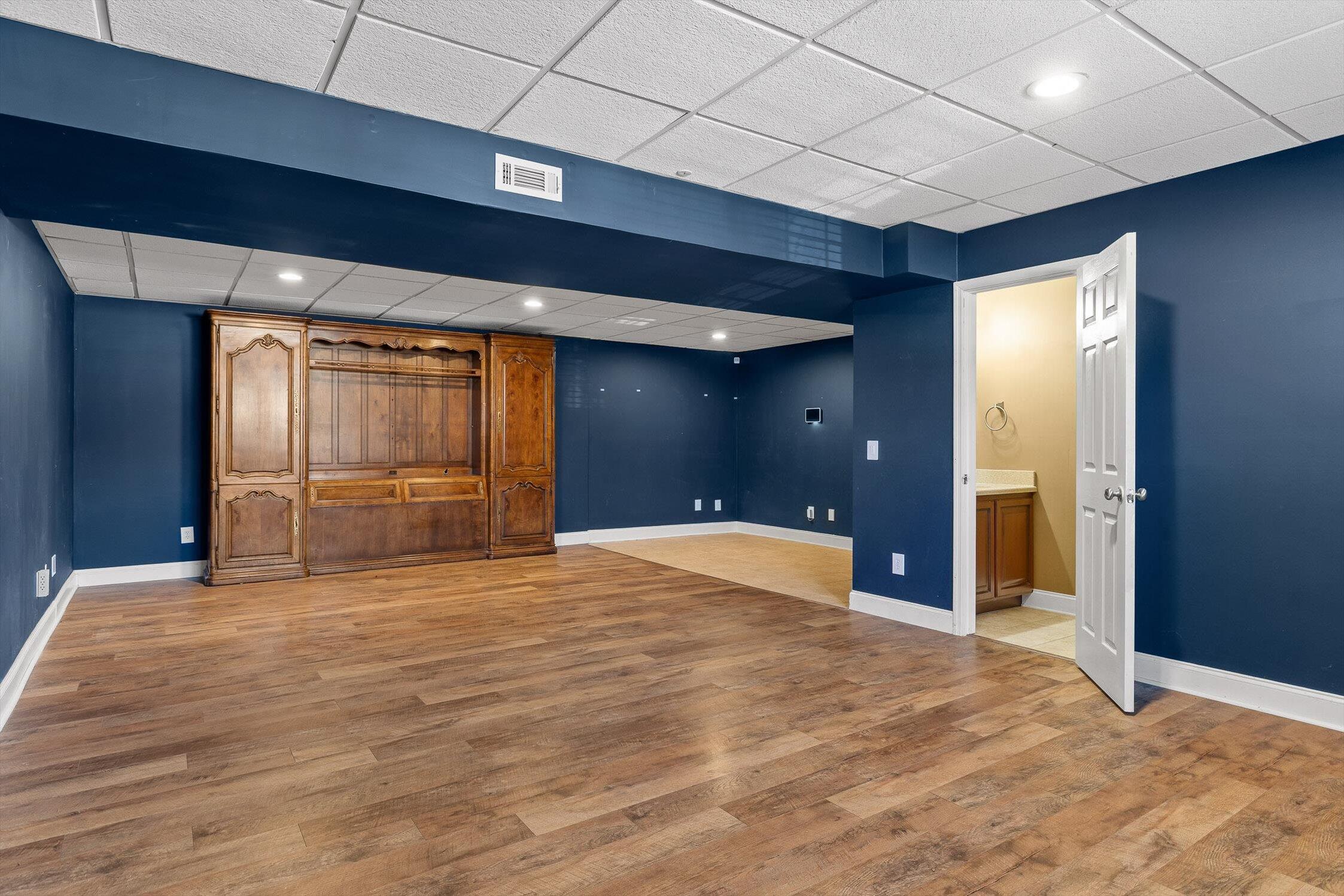 151 Peachtree Circle