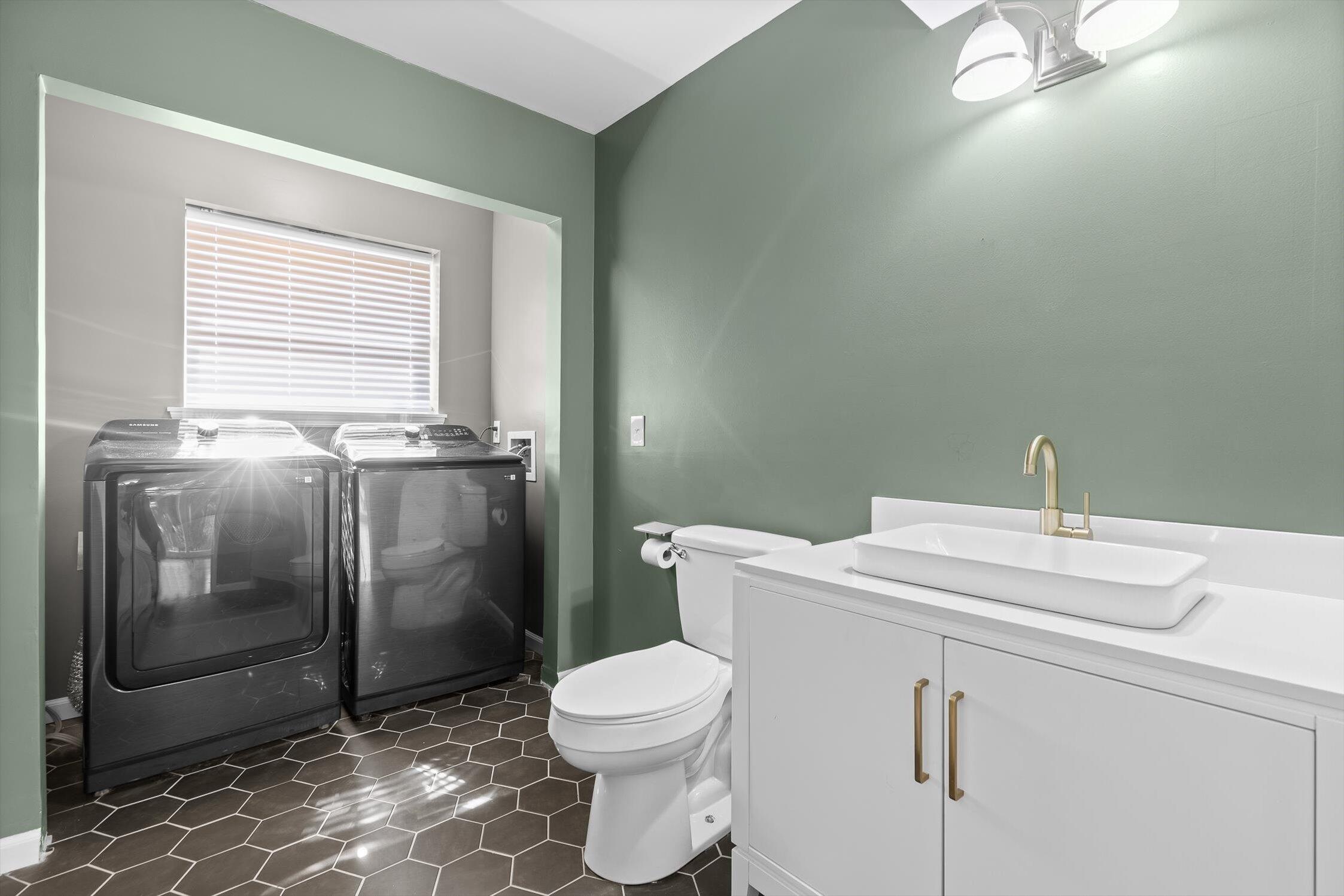 143 Rolling Ridge Drive