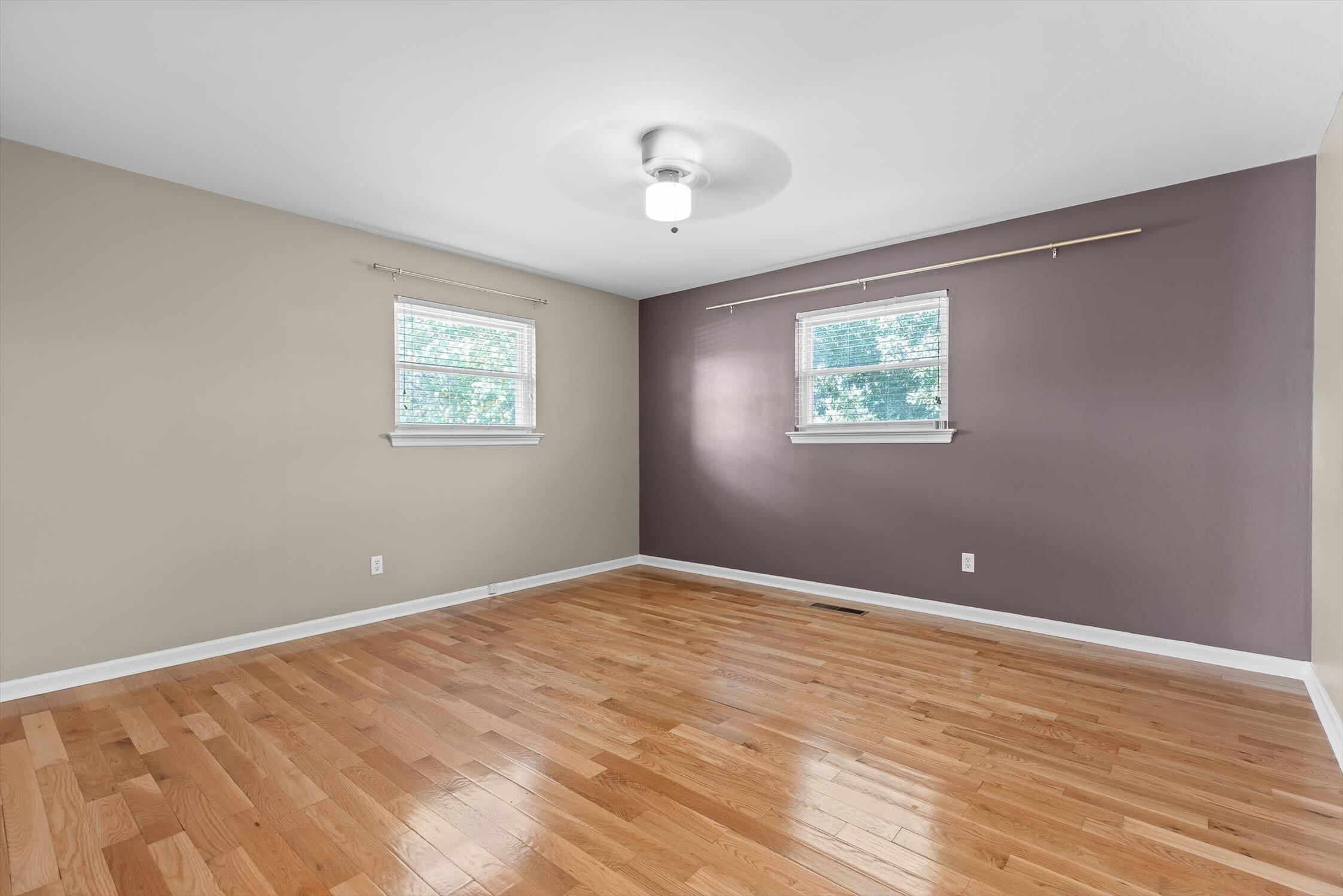 143 Rolling Ridge Drive