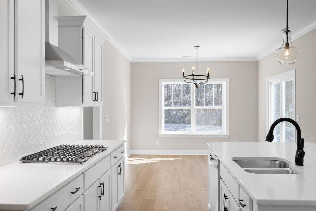 8930 Knolling Loop, 31