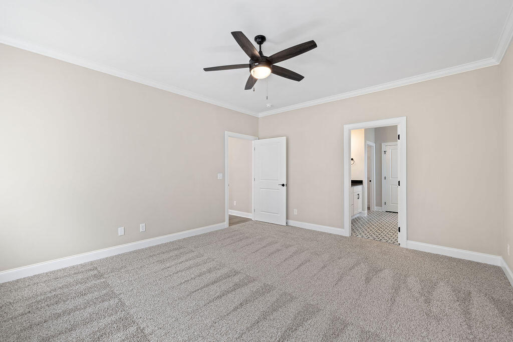 8930 Knolling Loop, 31