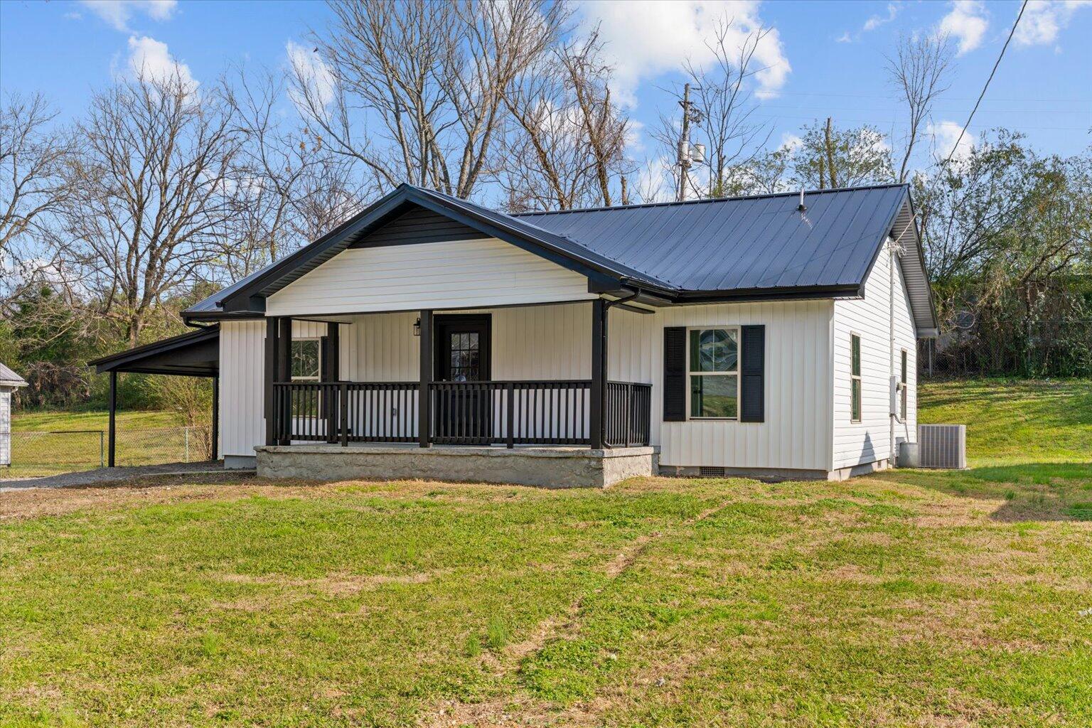 2215 Buchanan Road SE