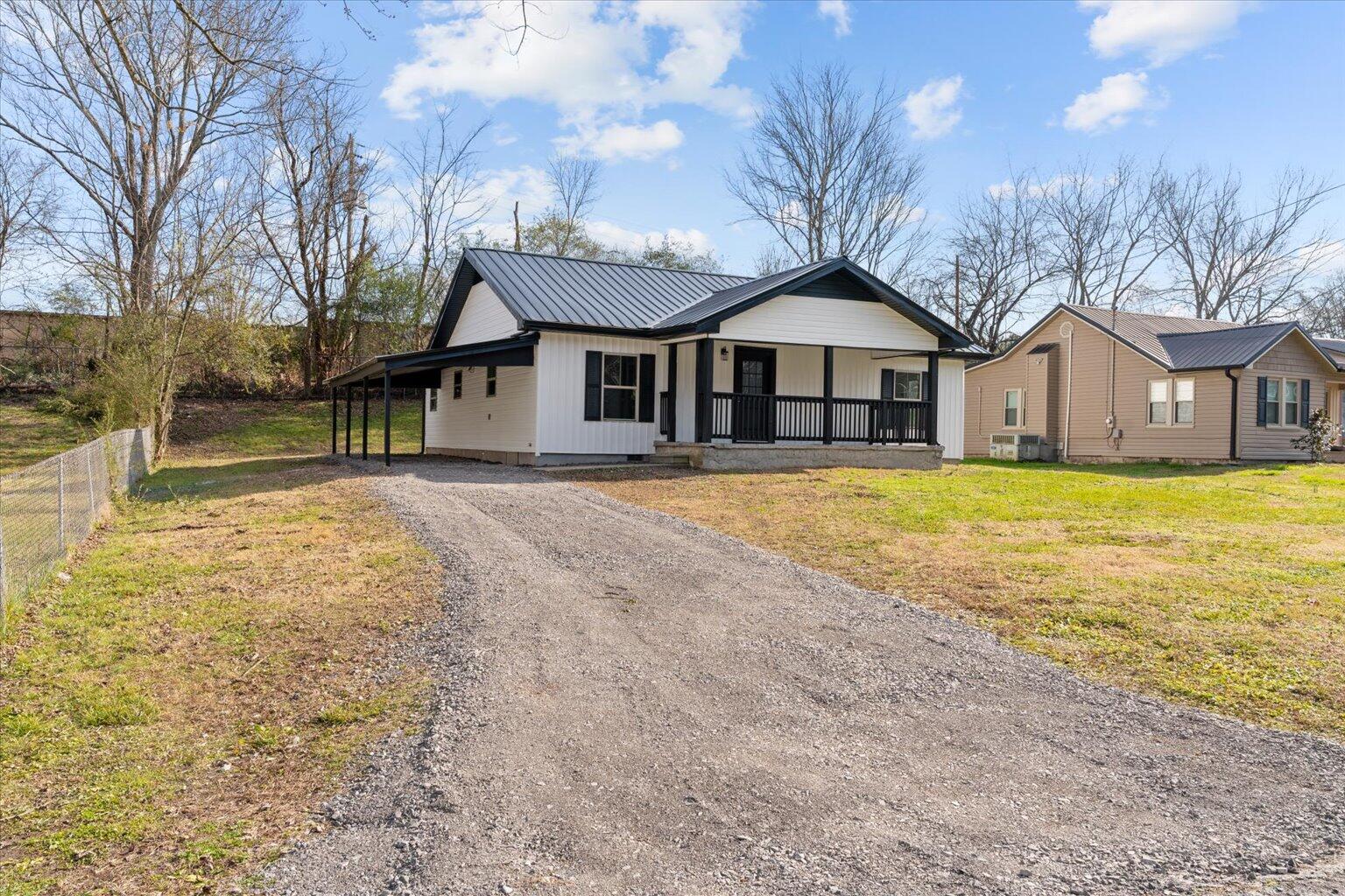 2215 Buchanan Road SE